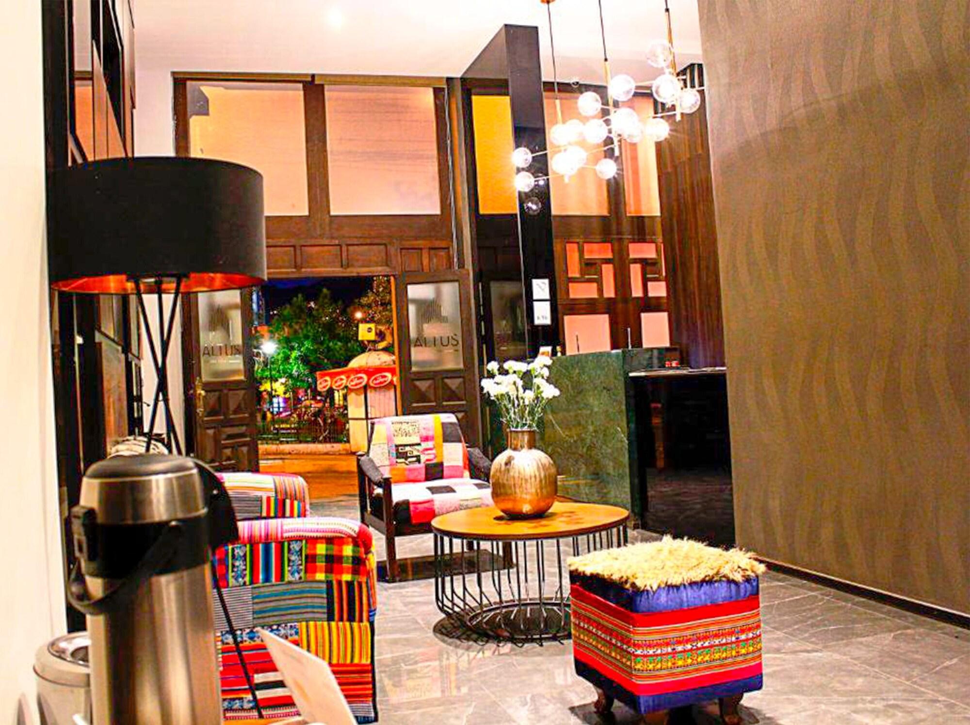 Vista Lobby Altus Express Hotel