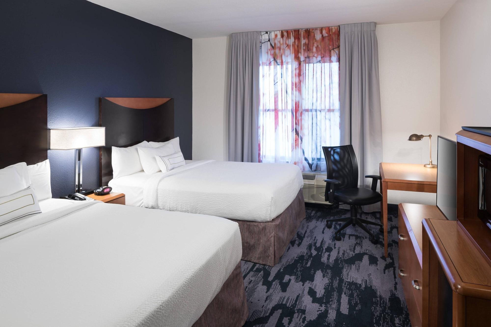 Habitación Fairfield Inn & Suites by Marriott Orlando at SeaWorld
