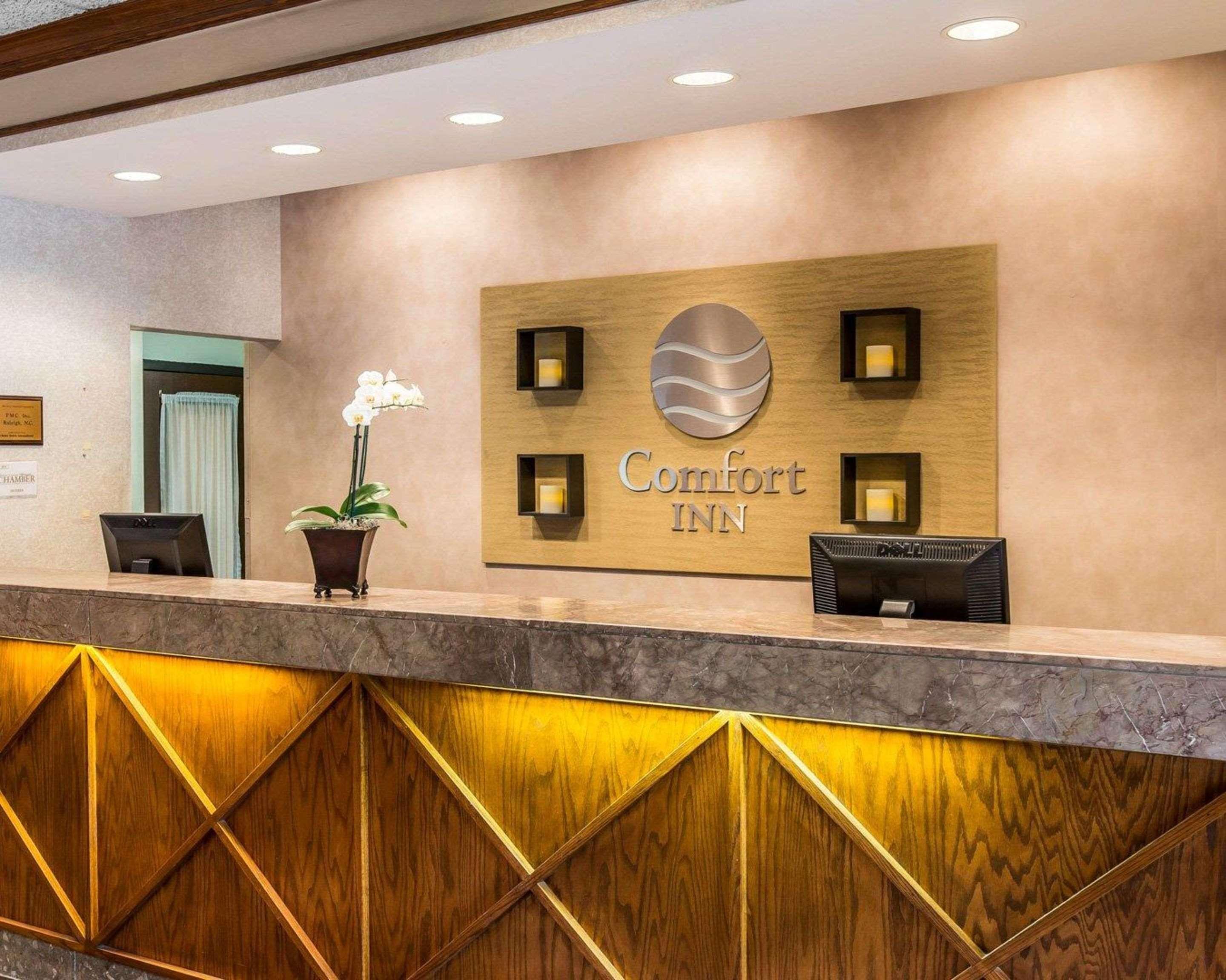 Vista Lobby Comfort Inn Pinehurst - Southern Pines