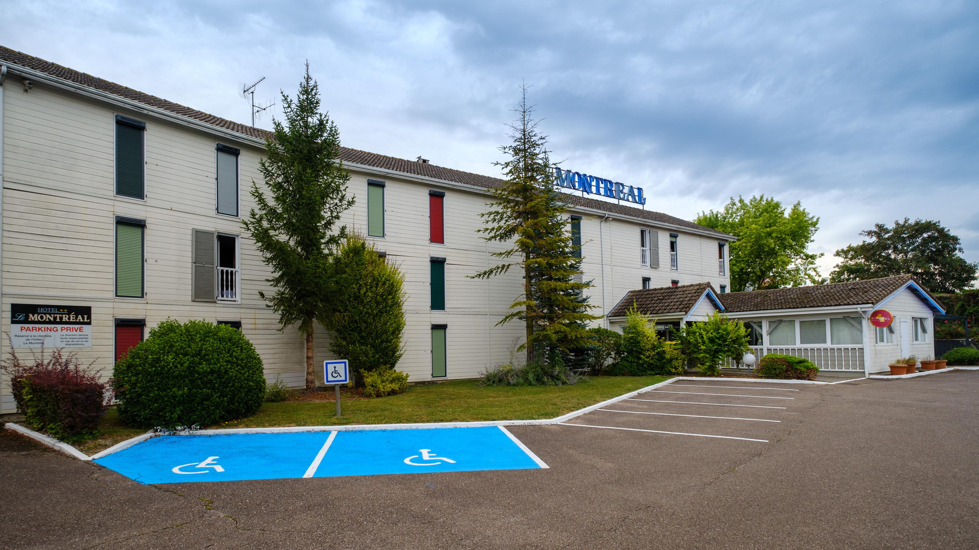 Vista Exterior Cit Hotel Le Montreal