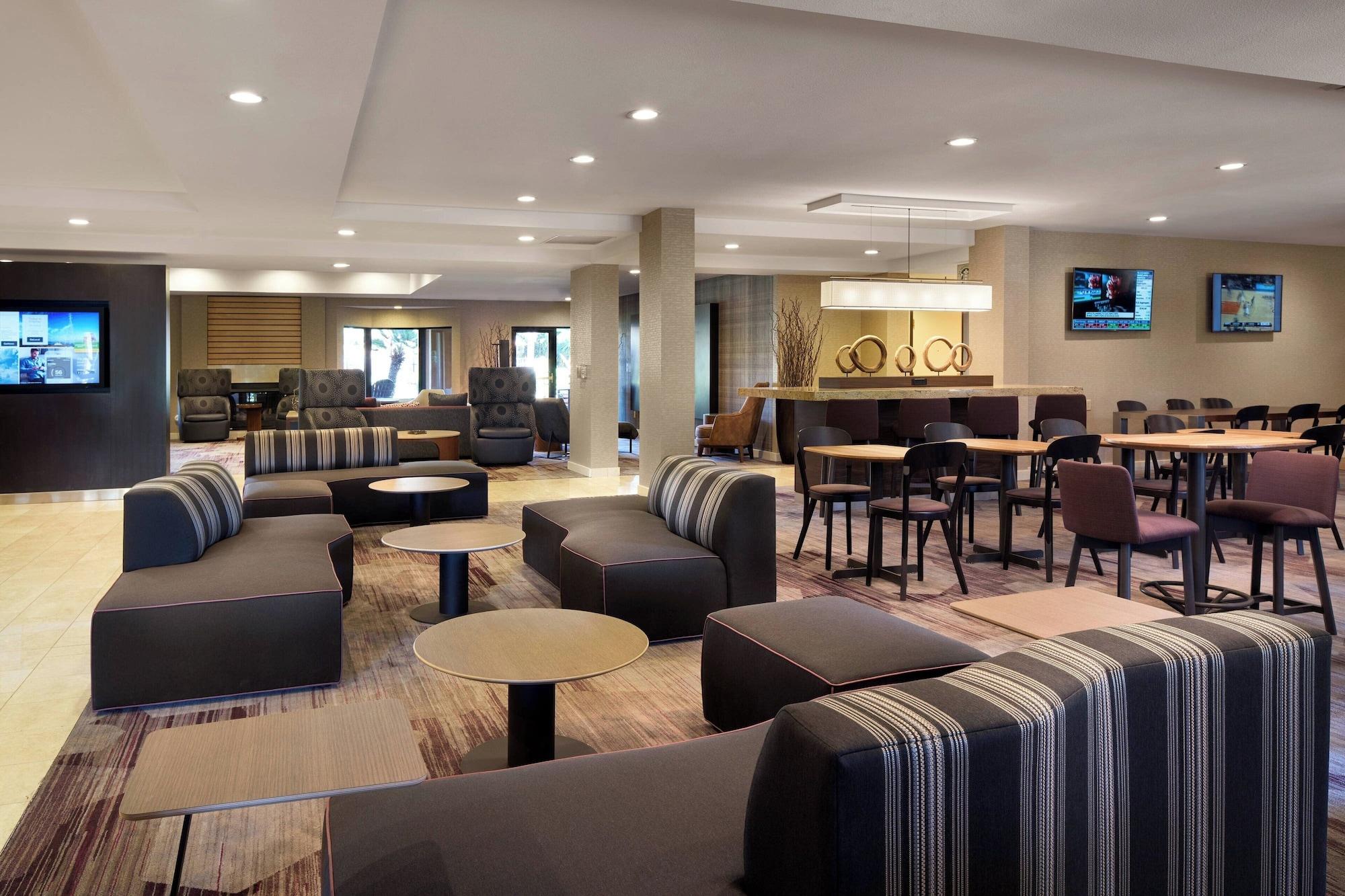 Vista Lobby Courtyard by Marriott Milpitas Silicon Valley