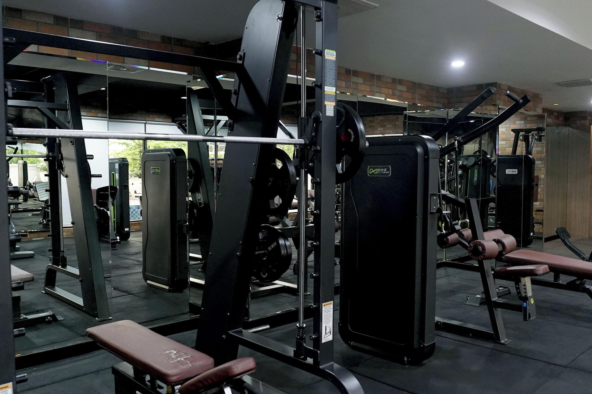 Gimnasio Beverly Hotel Batam