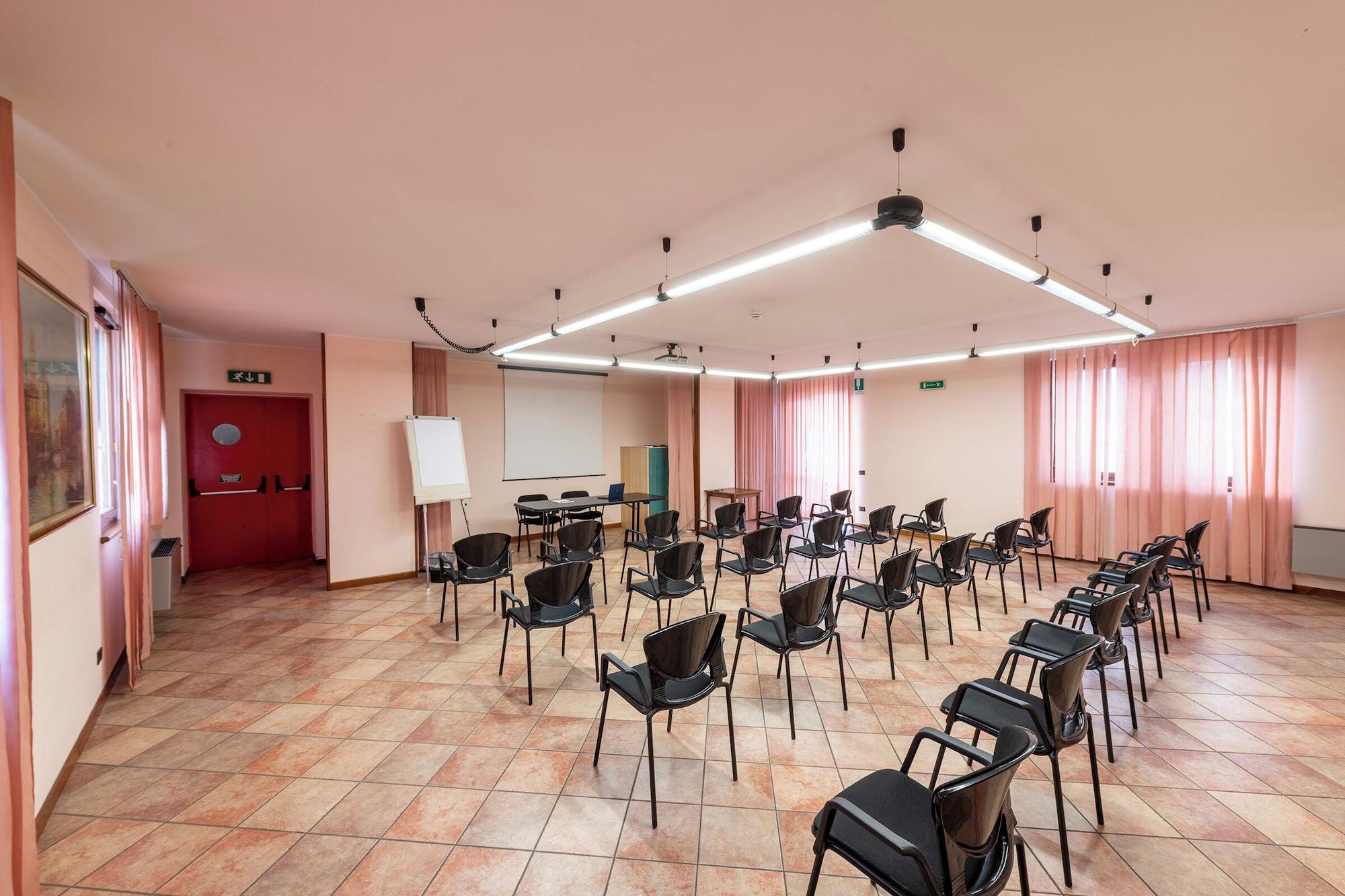 Sala de Reuniones Vecchio Casello