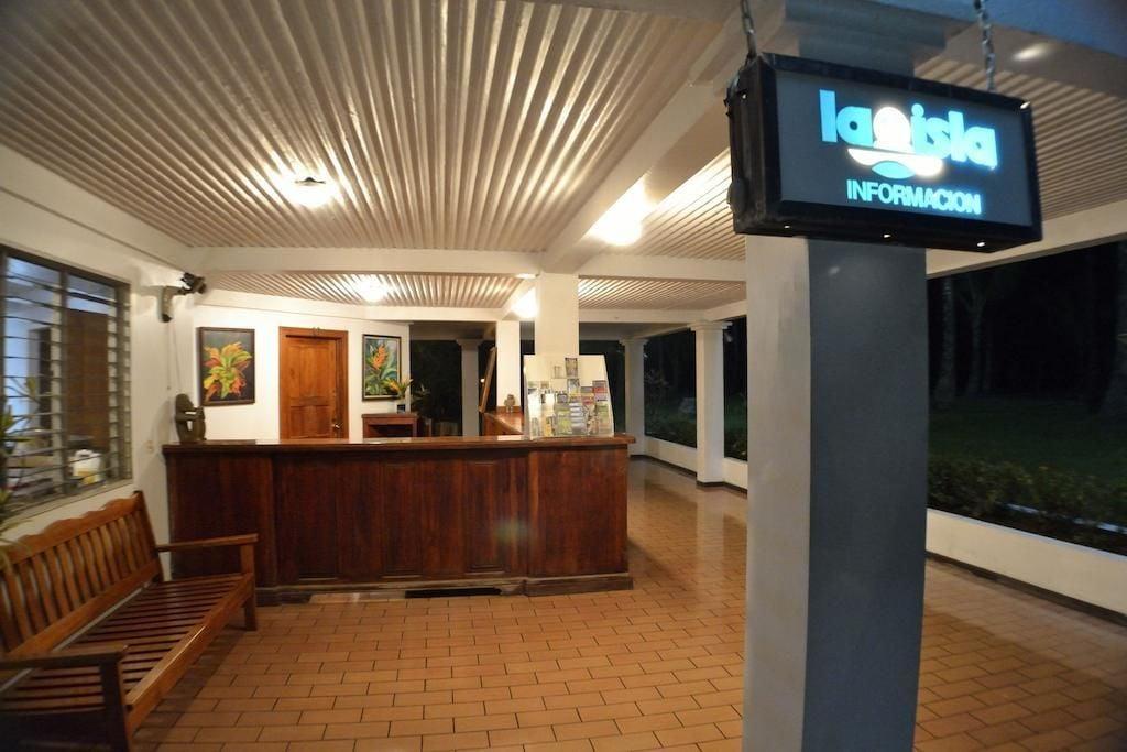 Vista Lobby Hotel La Isla