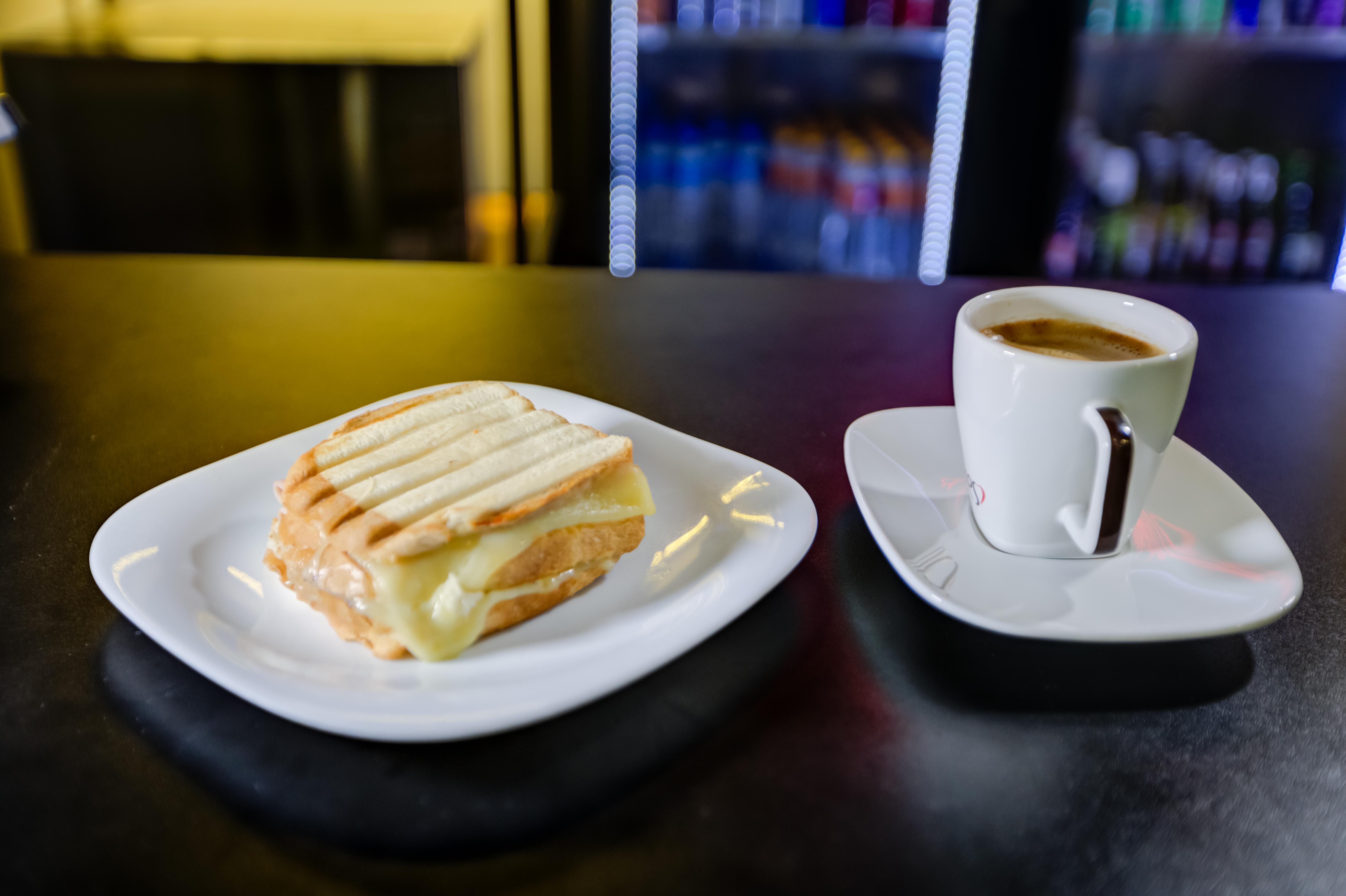 Bar/Salón Ibis Copacabana Posto 2