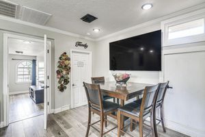 Renta Vacacional - Walkable Eado Apt w/ Yard! 2 Mi to Dtwn Houston