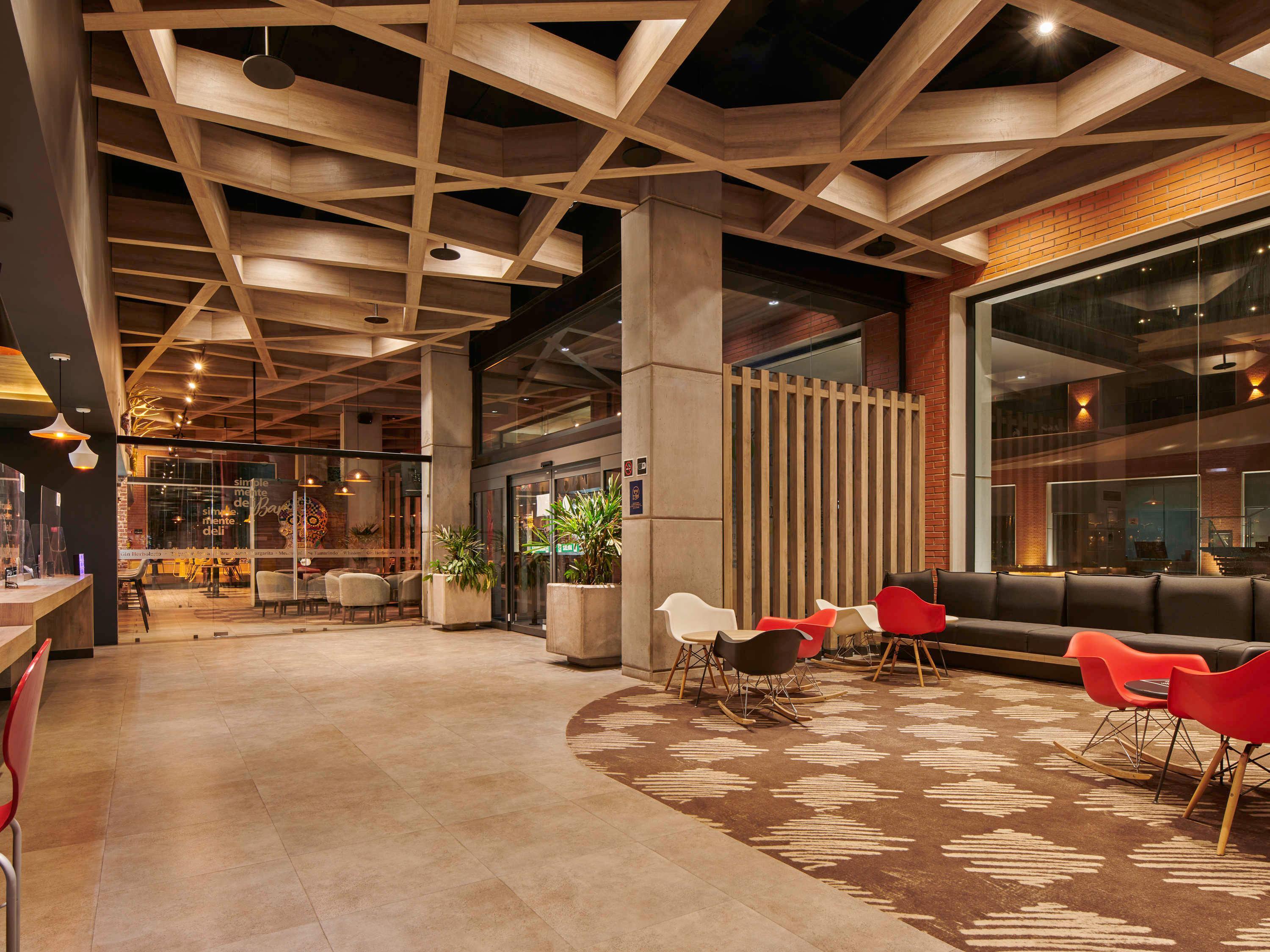 Vista Exterior ibis Torreon