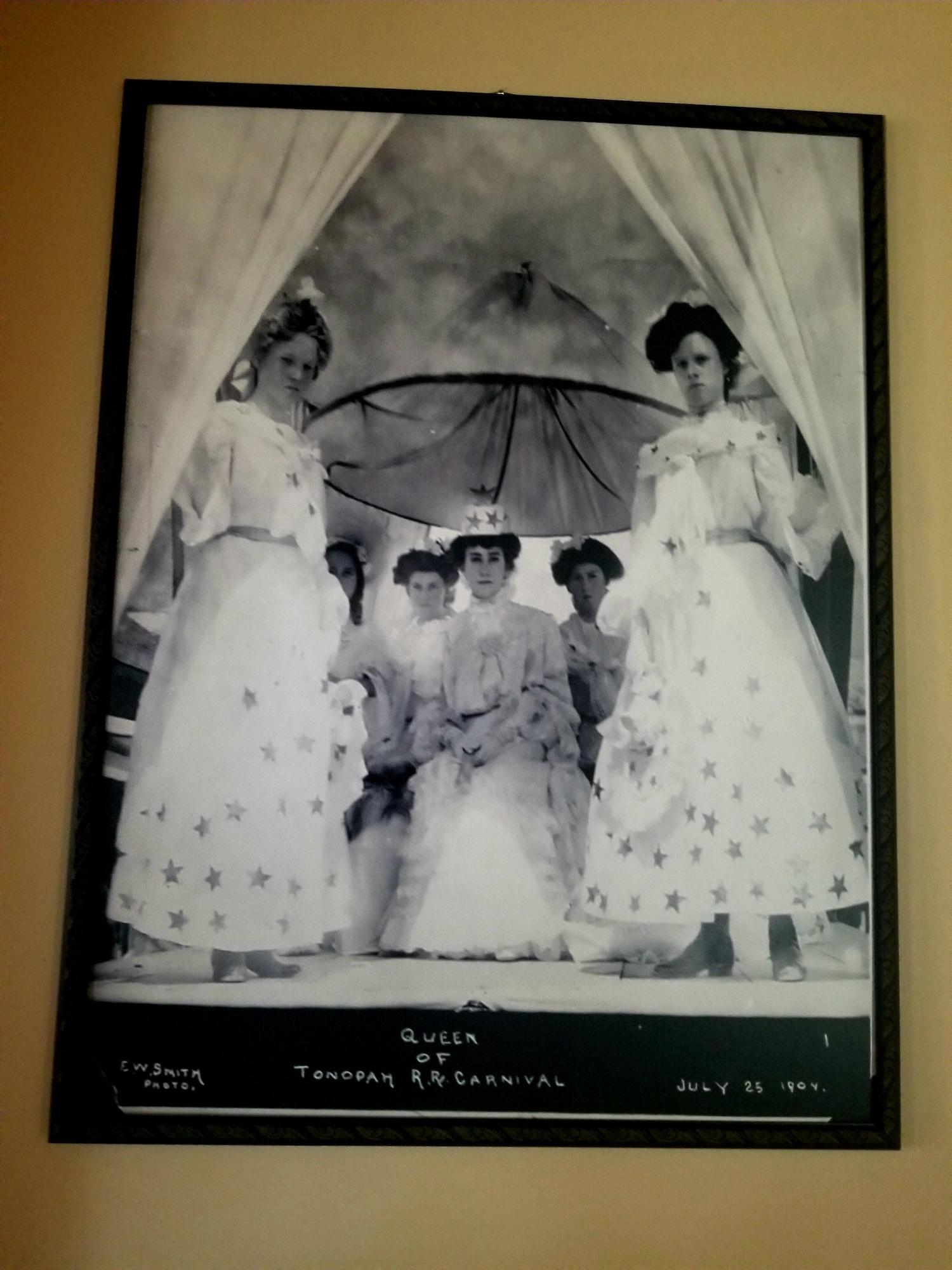 Varios Belvada Hotel