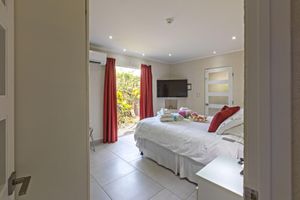 Alquiler Vacacional - Exclusive adults only retreat close by the beach with breathtaking views.