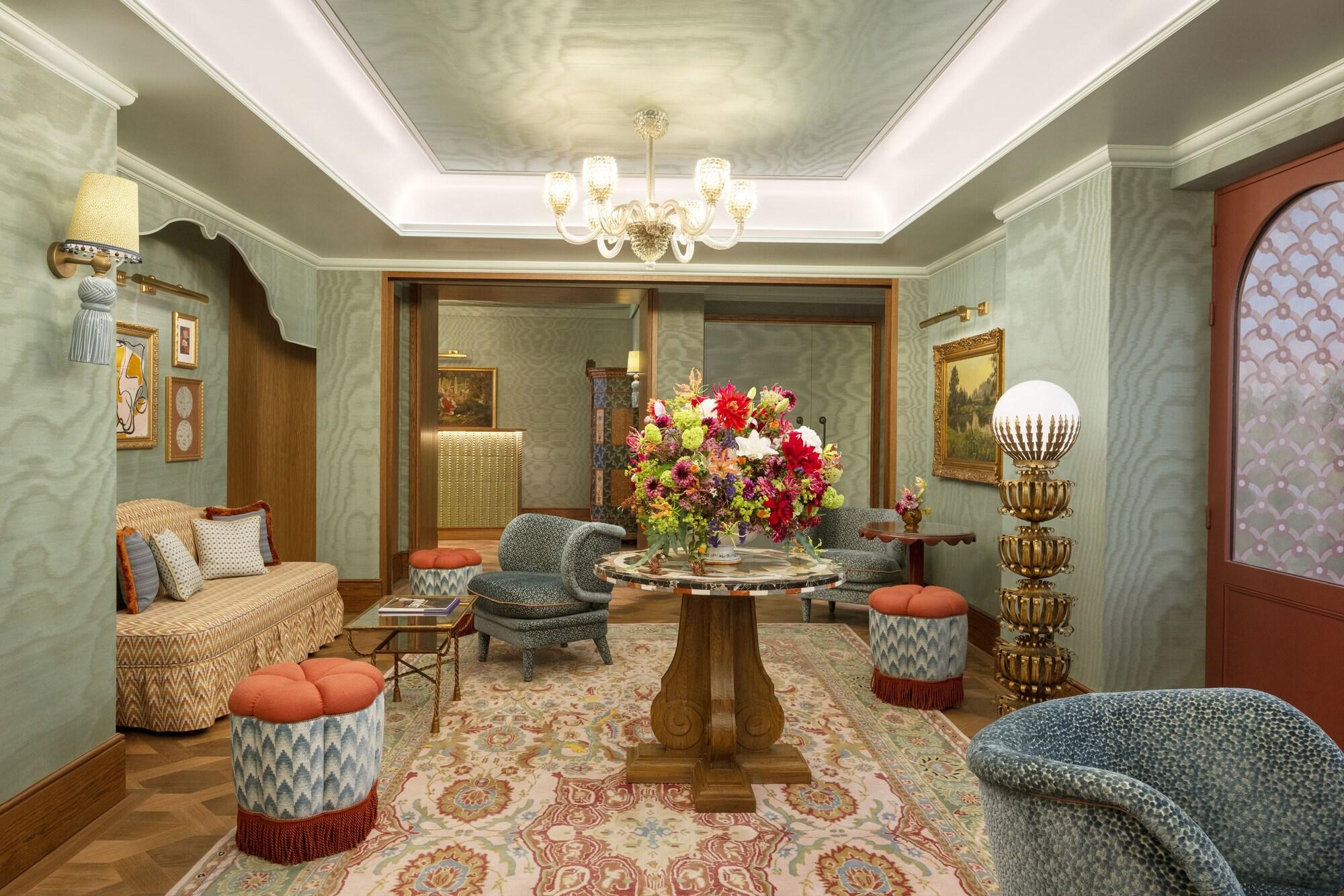 Vista Lobby Hotel Le Grand Mazarin