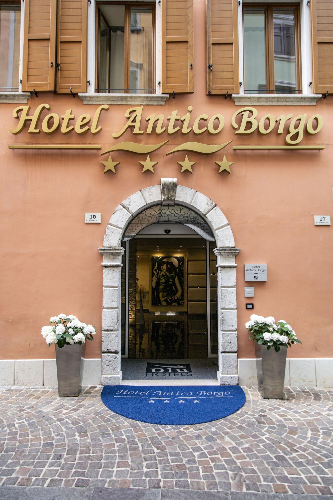 Vista Exterior Hotel Antico Borgo