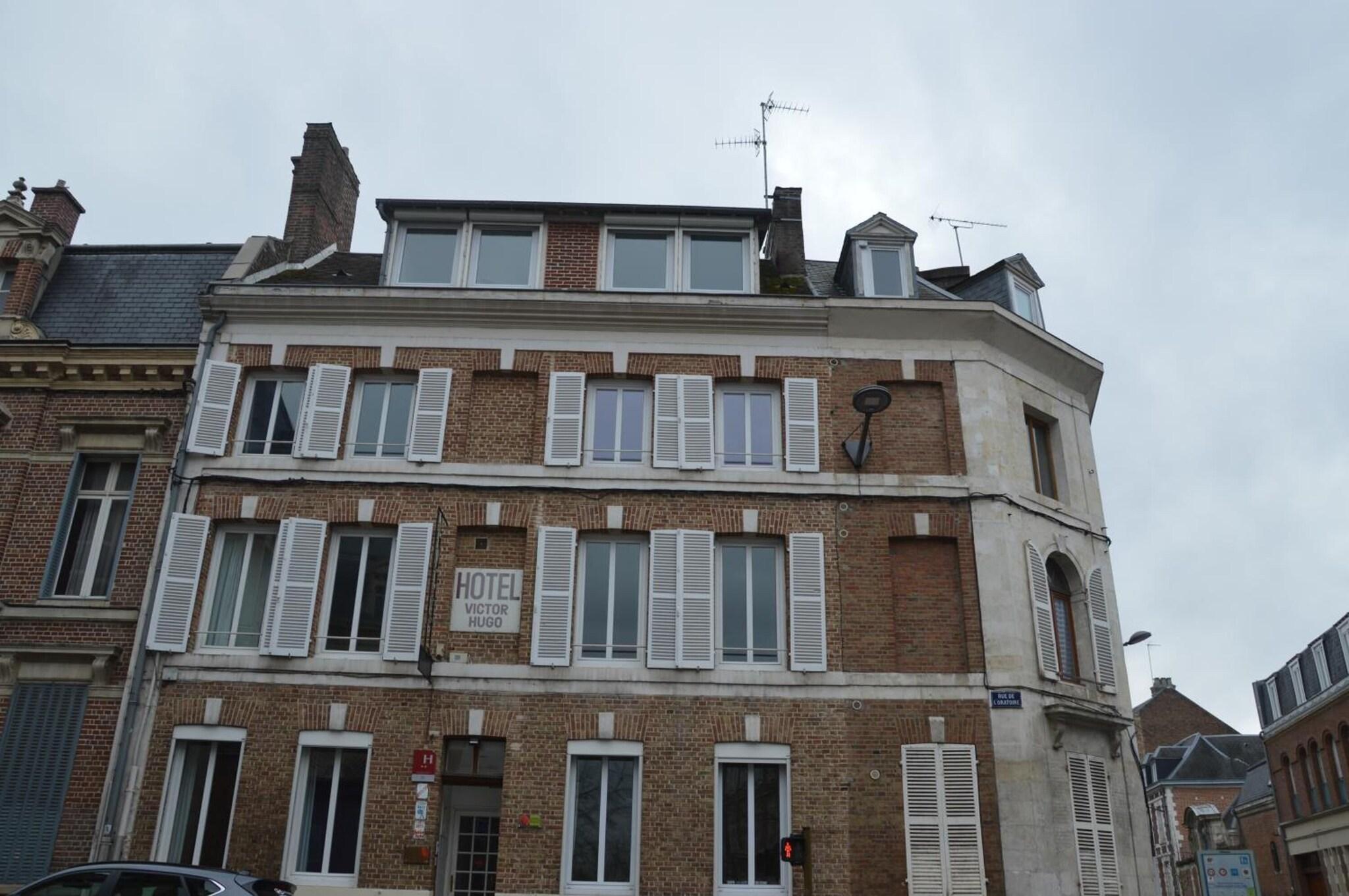 Vista Exterior Hôtel Victor Hugo