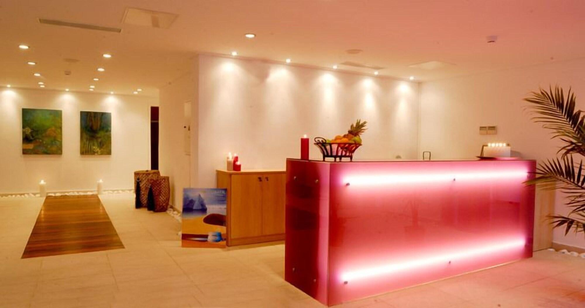 Gimnasio Comer Kinetta Beach