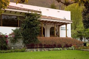 Alojamiento - HOTEL HACIENDA UZHUPUD