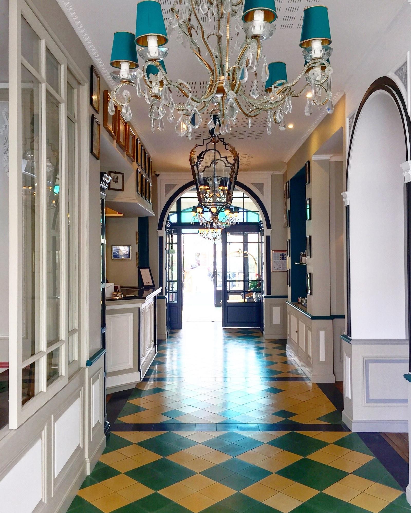 Vista Lobby Hôtel Villa-Lamartine