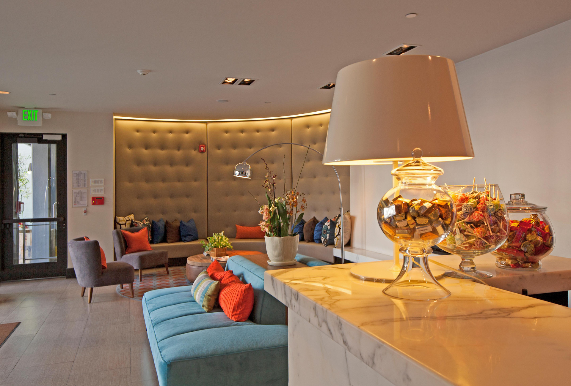 Vista Lobby COVA Hotel