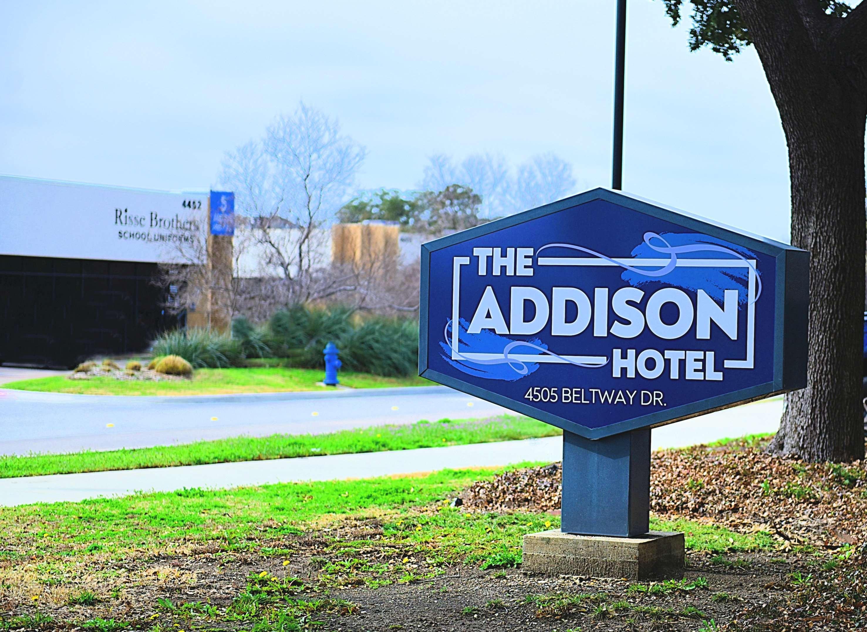 Vista Exterior The Addison Hotel, SureStay Collection by Best Western