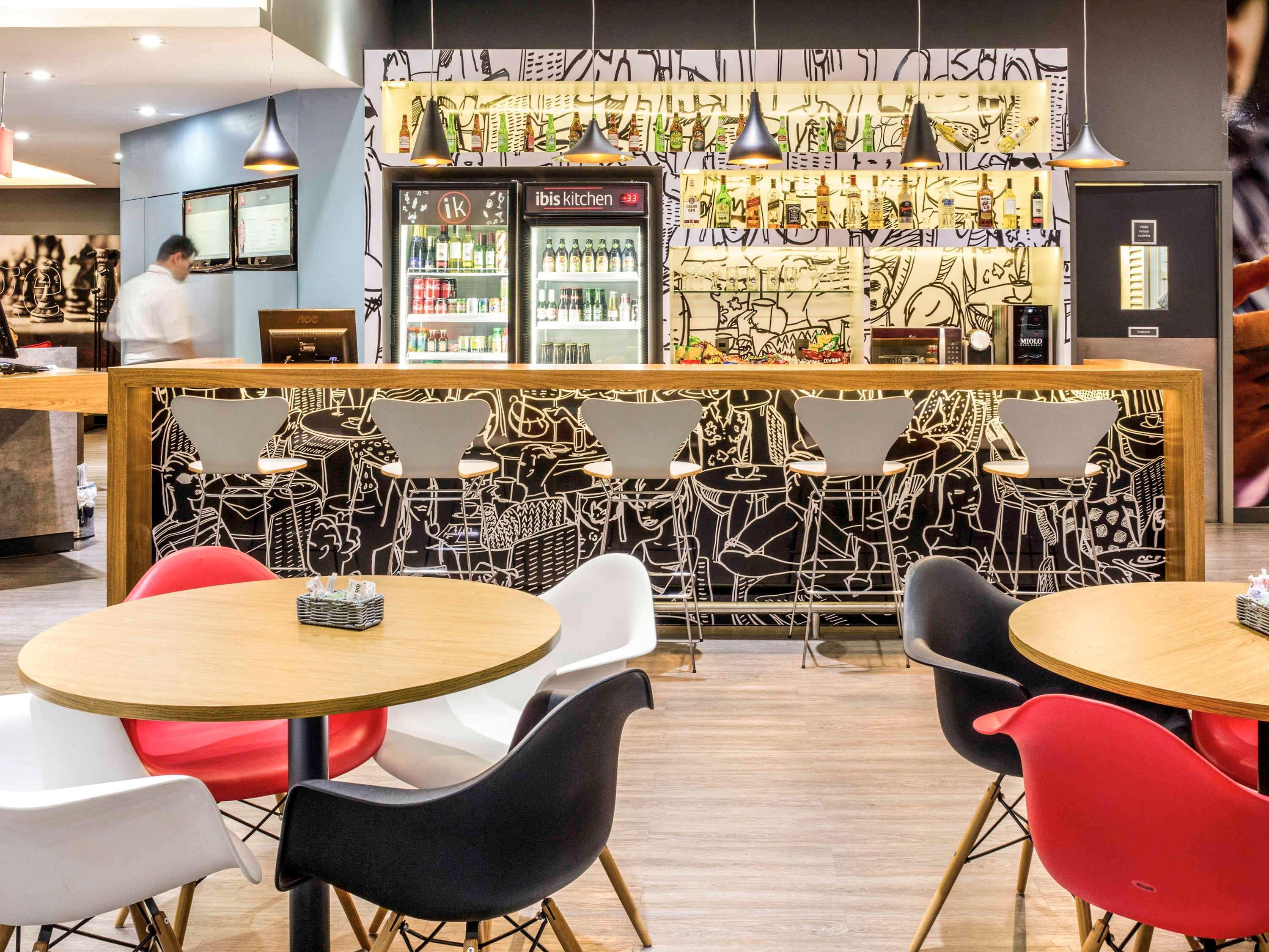 Bar/Salón ibis Aracatuba