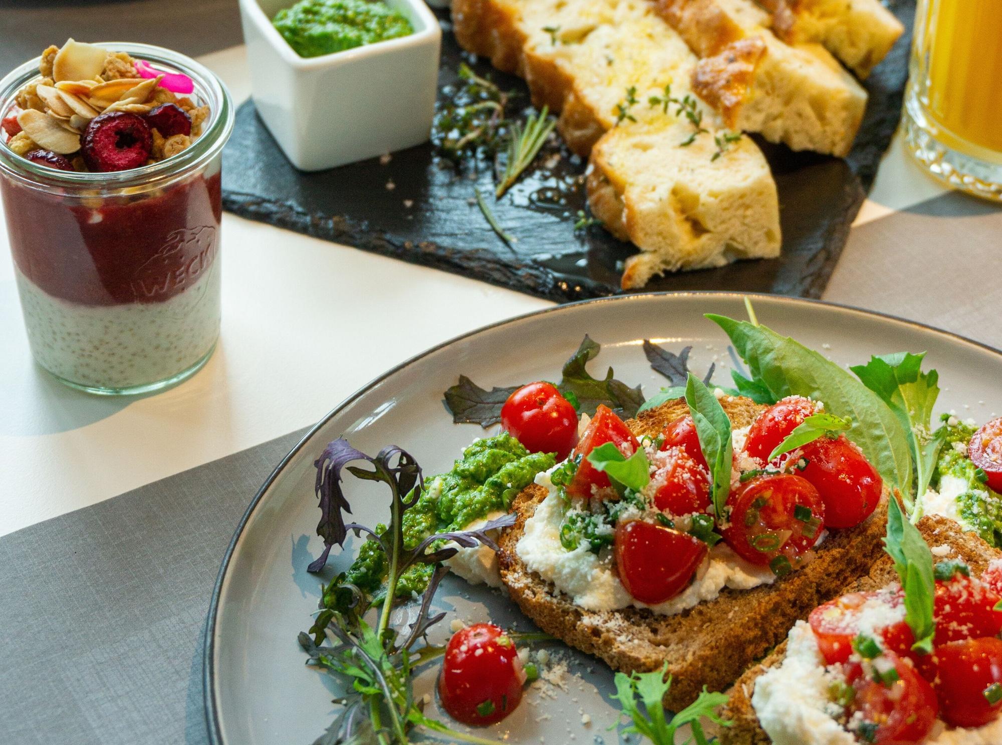 Restaurant Hotel Indigo Warsaw - Nowy Swiat by IHG