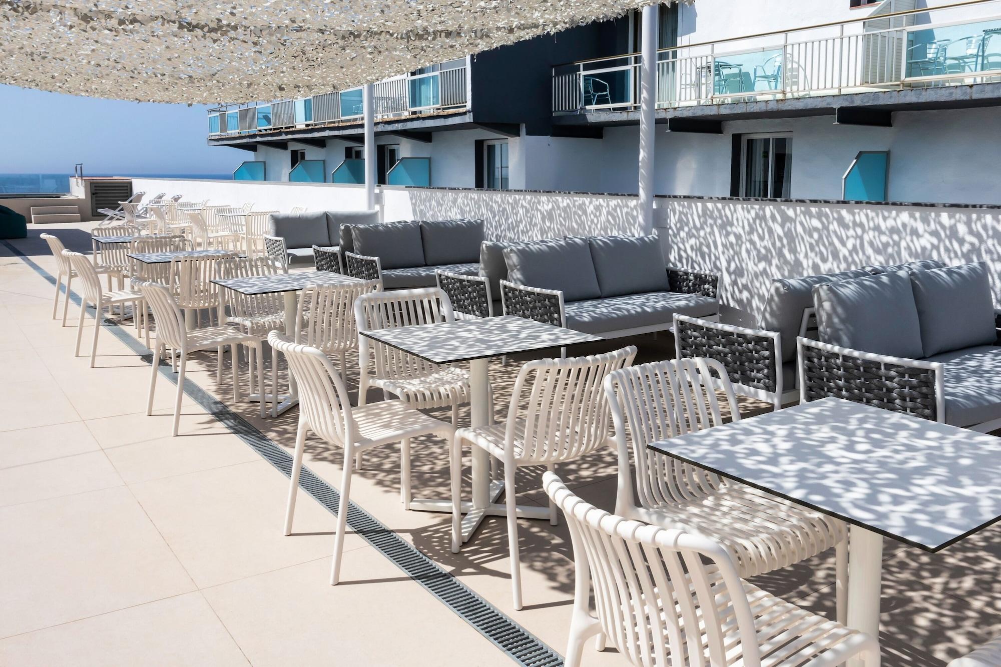 Varios Hotel Calella by Beatriz Hoteles