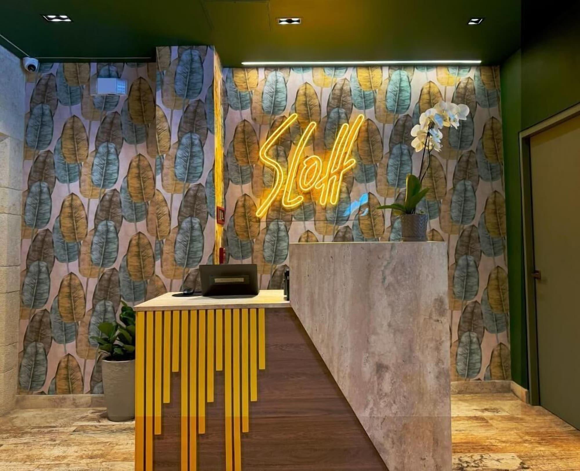 Vista Lobby Sloh Hotel & Bar Manila Medellin