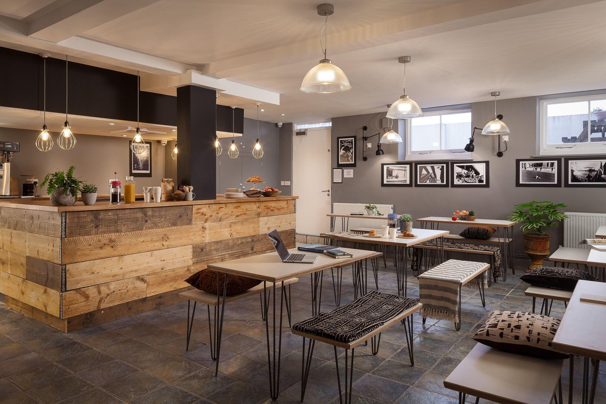 Bar/Salón Peckham Room Hotel by Belvilla