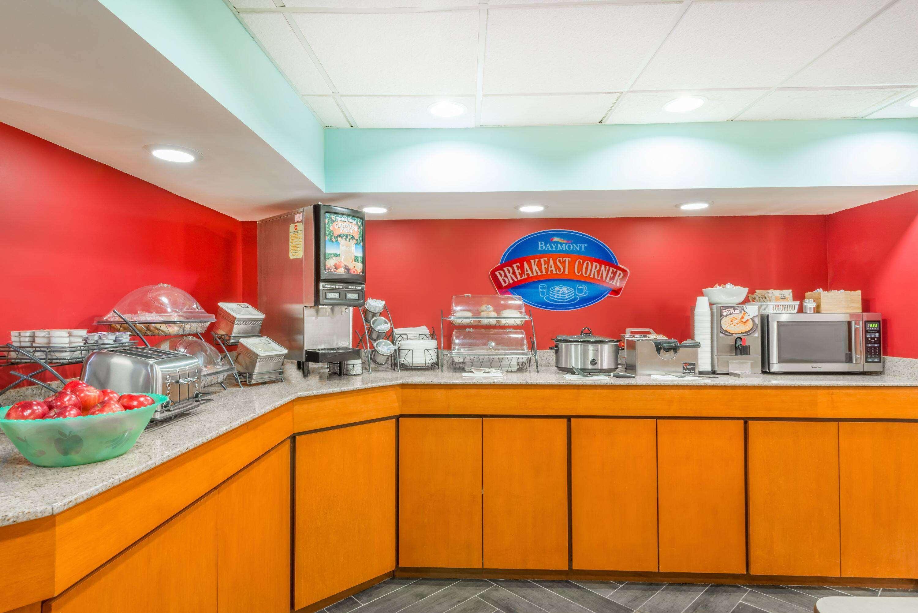 Restaurant Baymont by Wyndham Greensburg