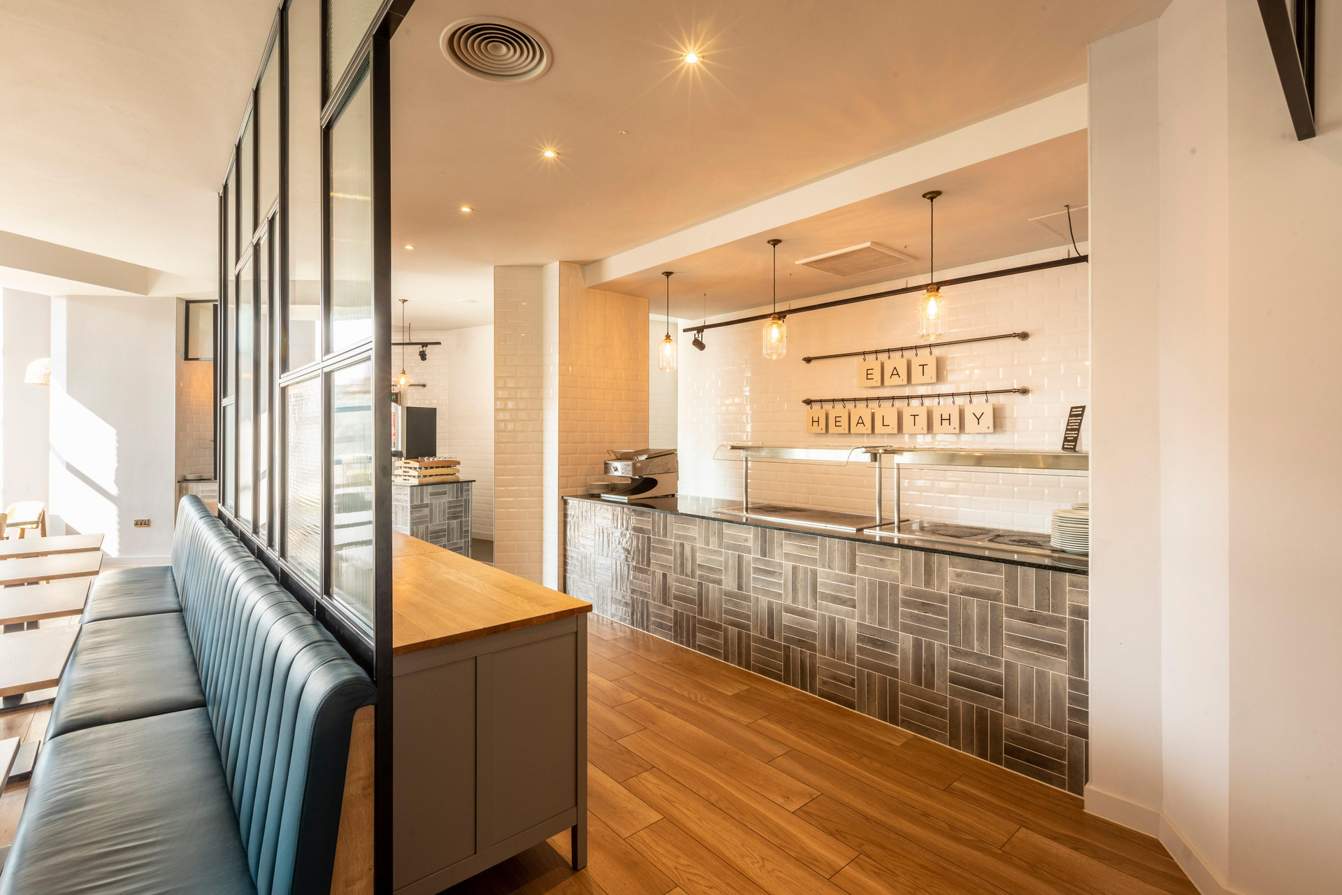 Restaurant Holiday Inn London - Sutton by IHG
