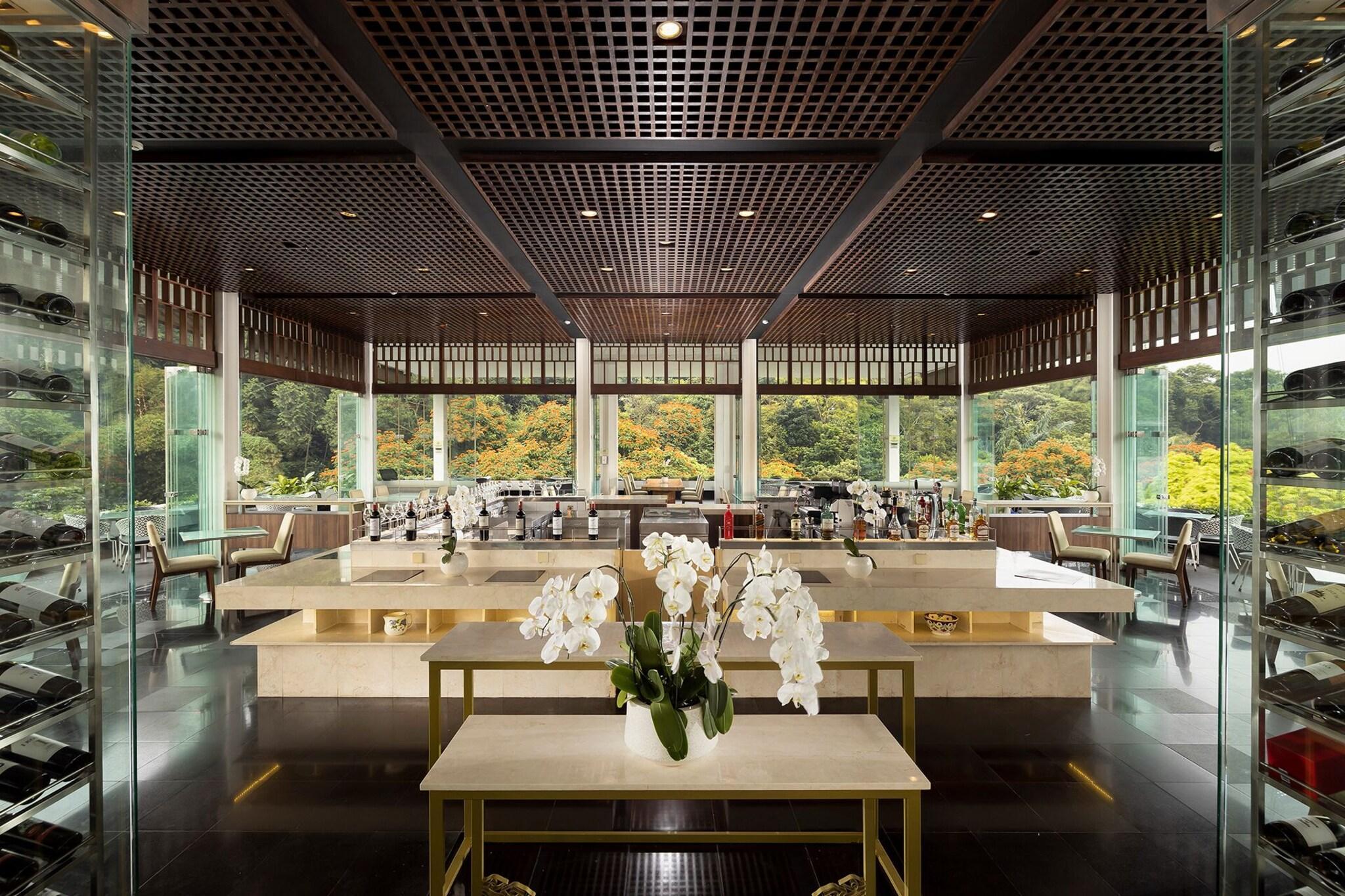 Restaurant Padma Hotel Bandung