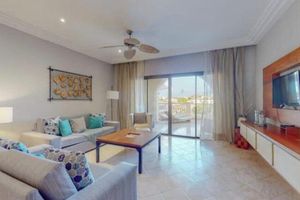 Alquiler Vacacional - Lovely Fishing Lodge apt with pool & marina view