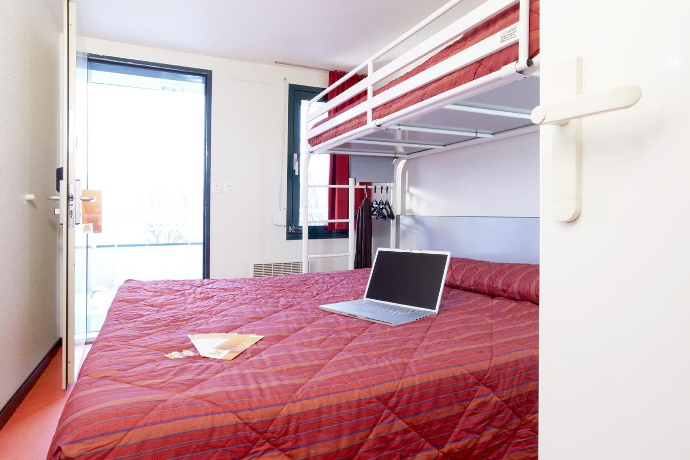 Set de Habitación Premiere Classe Plaisir