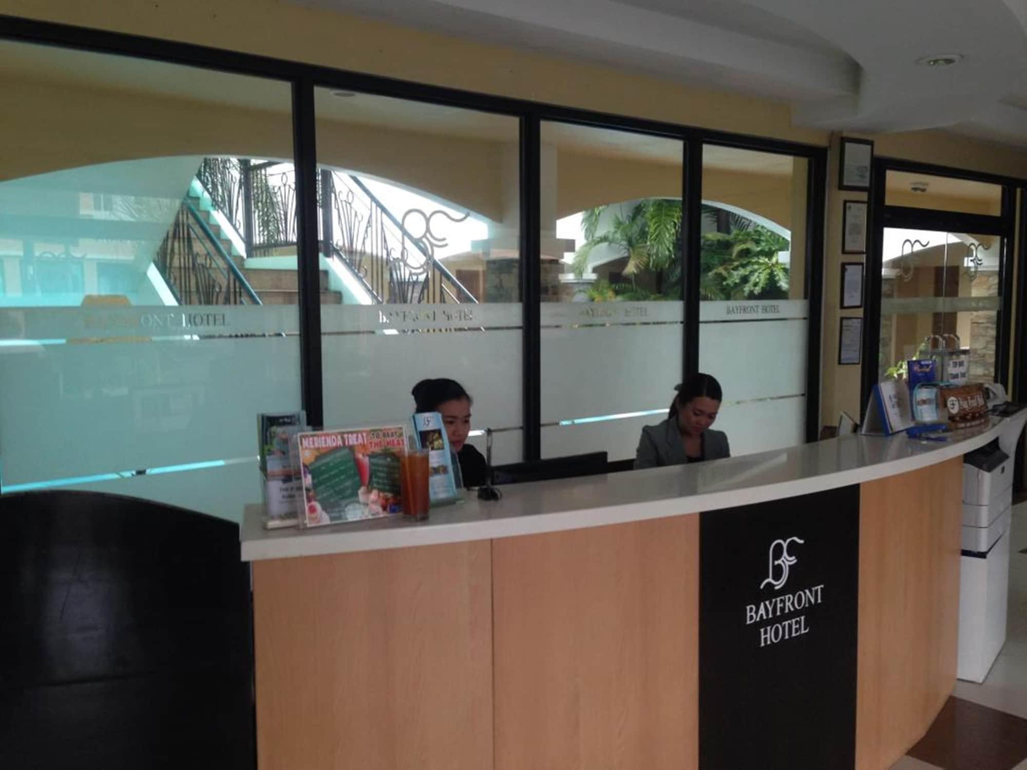 Vista Lobby Bayfront Hotel Subic