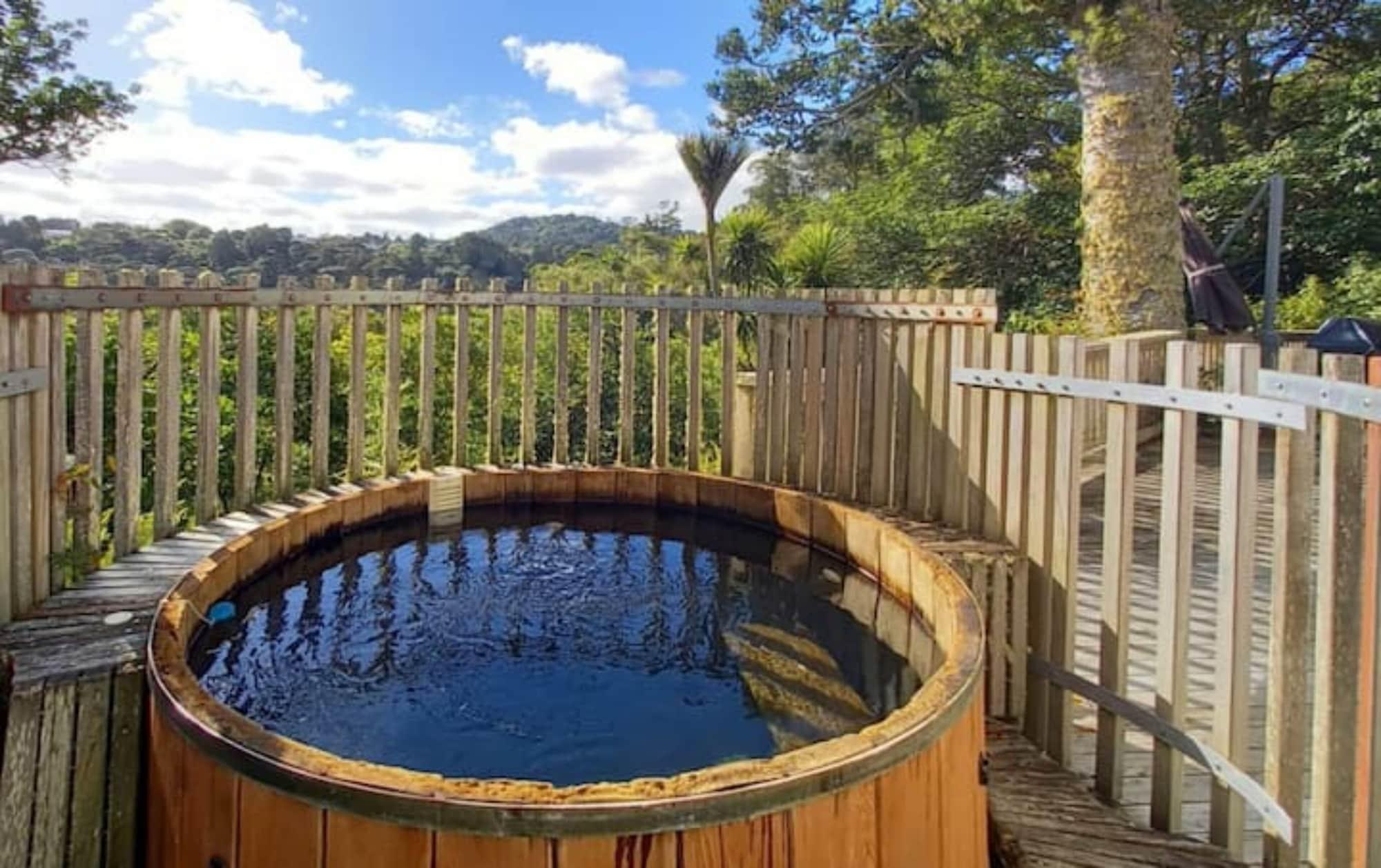 Spa The Kauri Retreat - Sea Views & Spa Pool