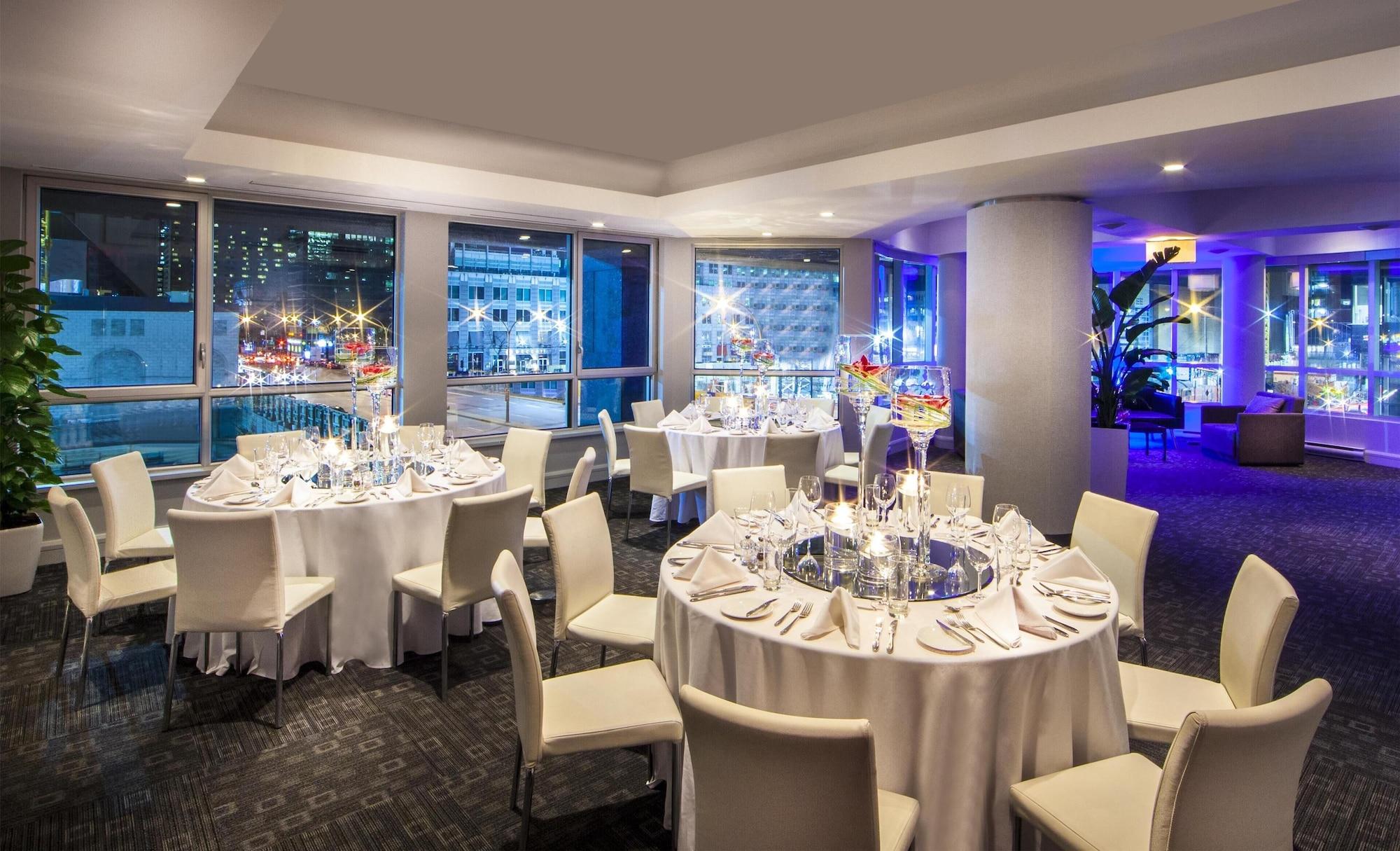 Restaurant Warwick Le Crystal - Montréal