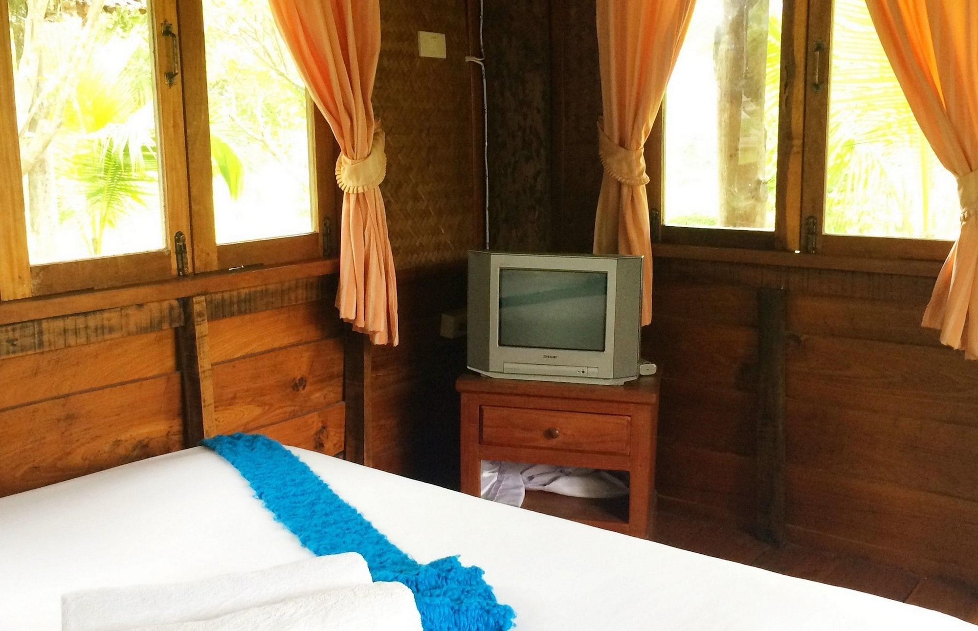 Set de Habitación Vimarnkiri Resort