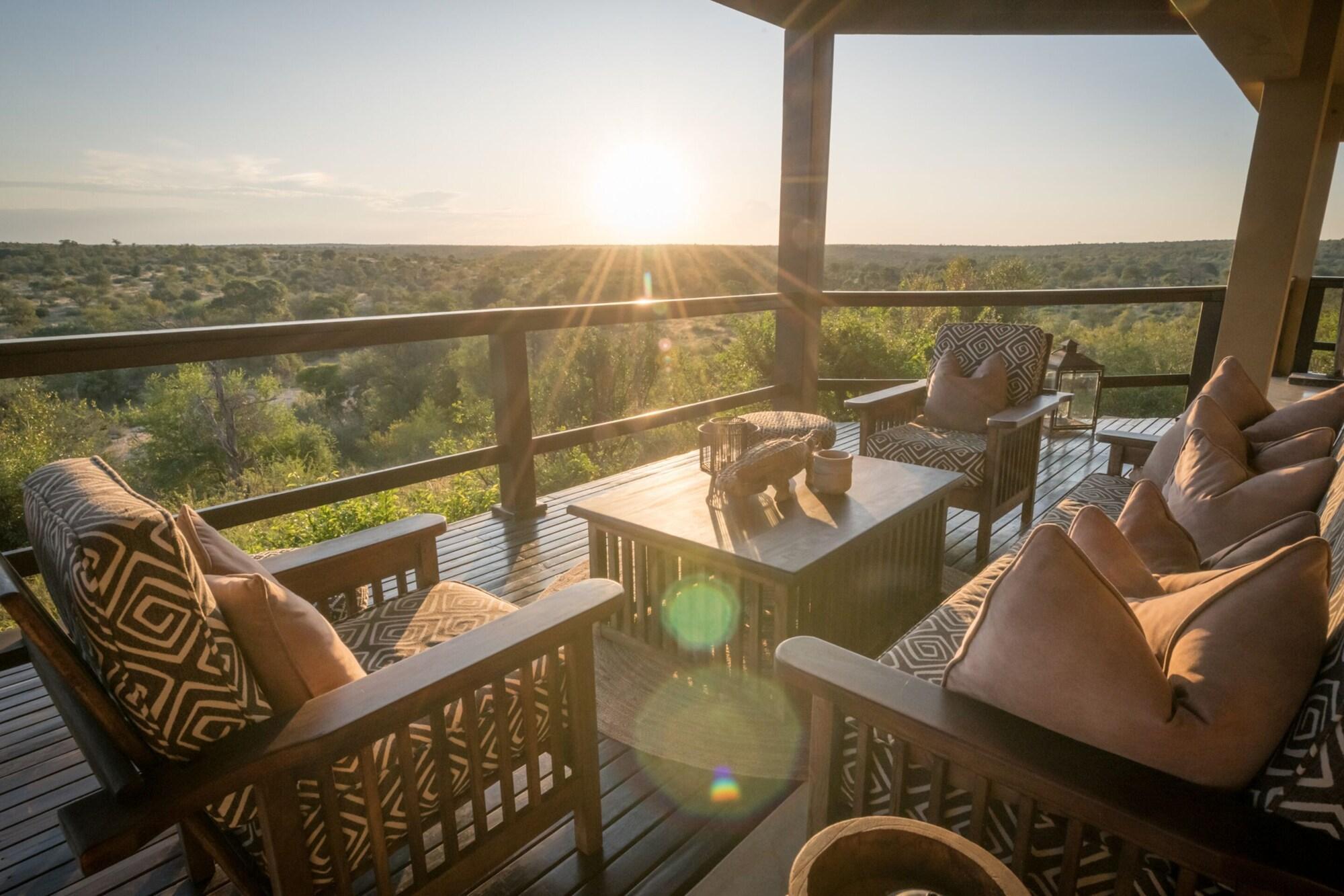 Vista Lobby Makumu Private Game Lodge