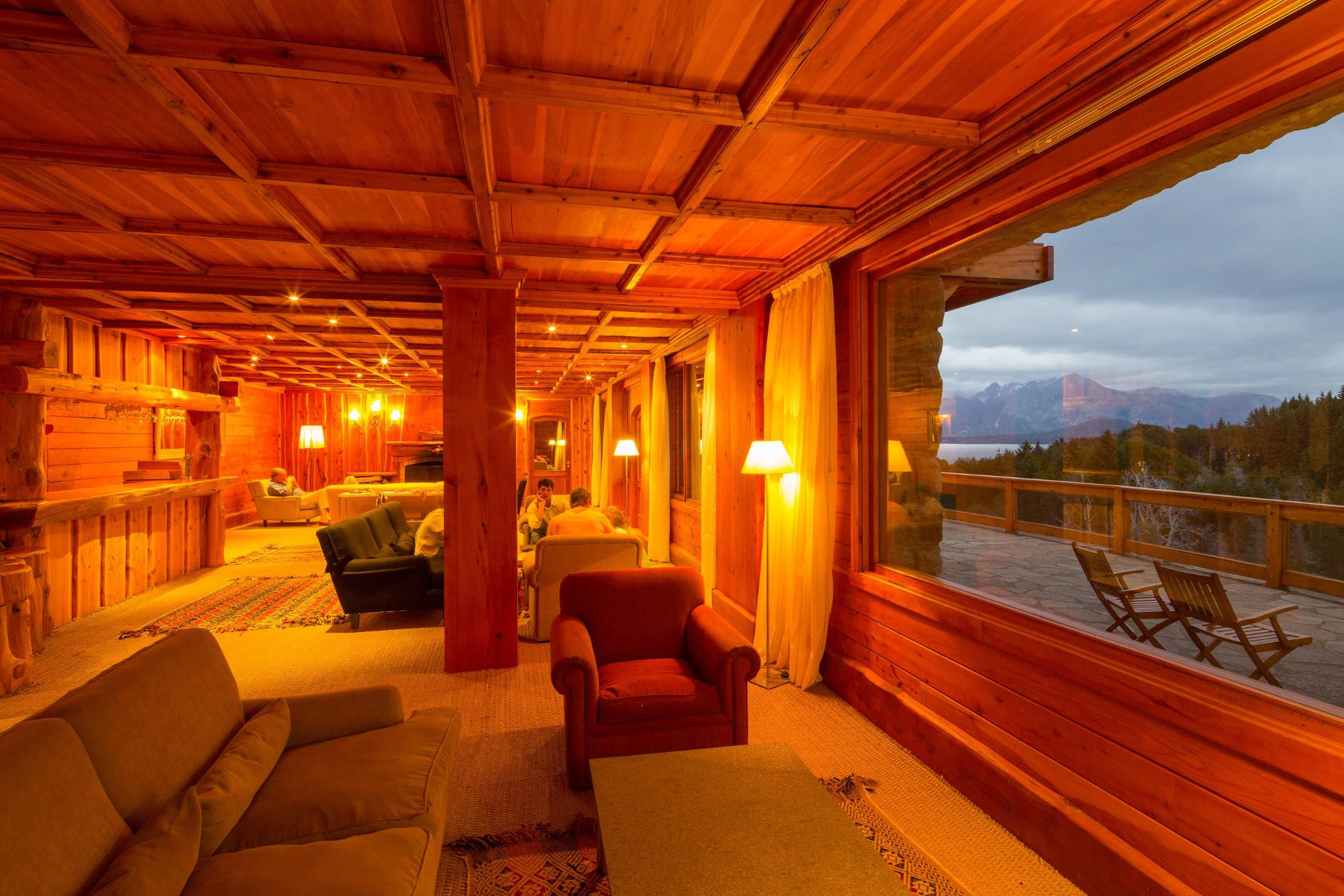 Vista Lobby Isla Victoria Lodge