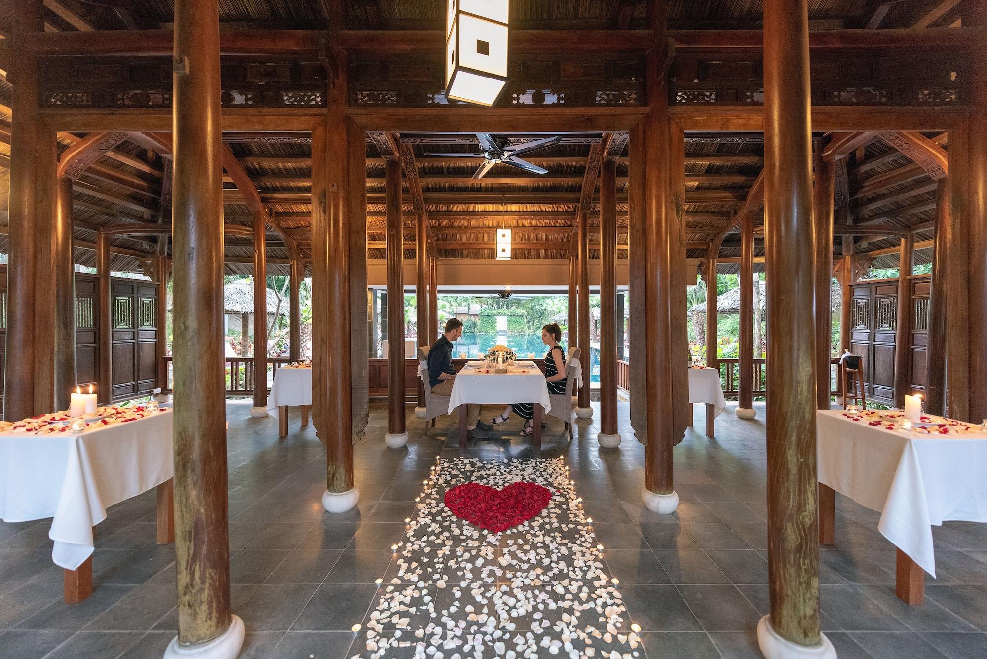 Restaurant Pilgrimage Village Hue