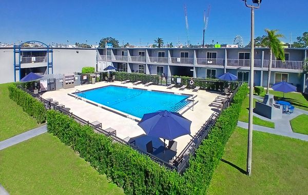 Celebration Suites - Hoteles cerca de Legoland Florida en Orlando