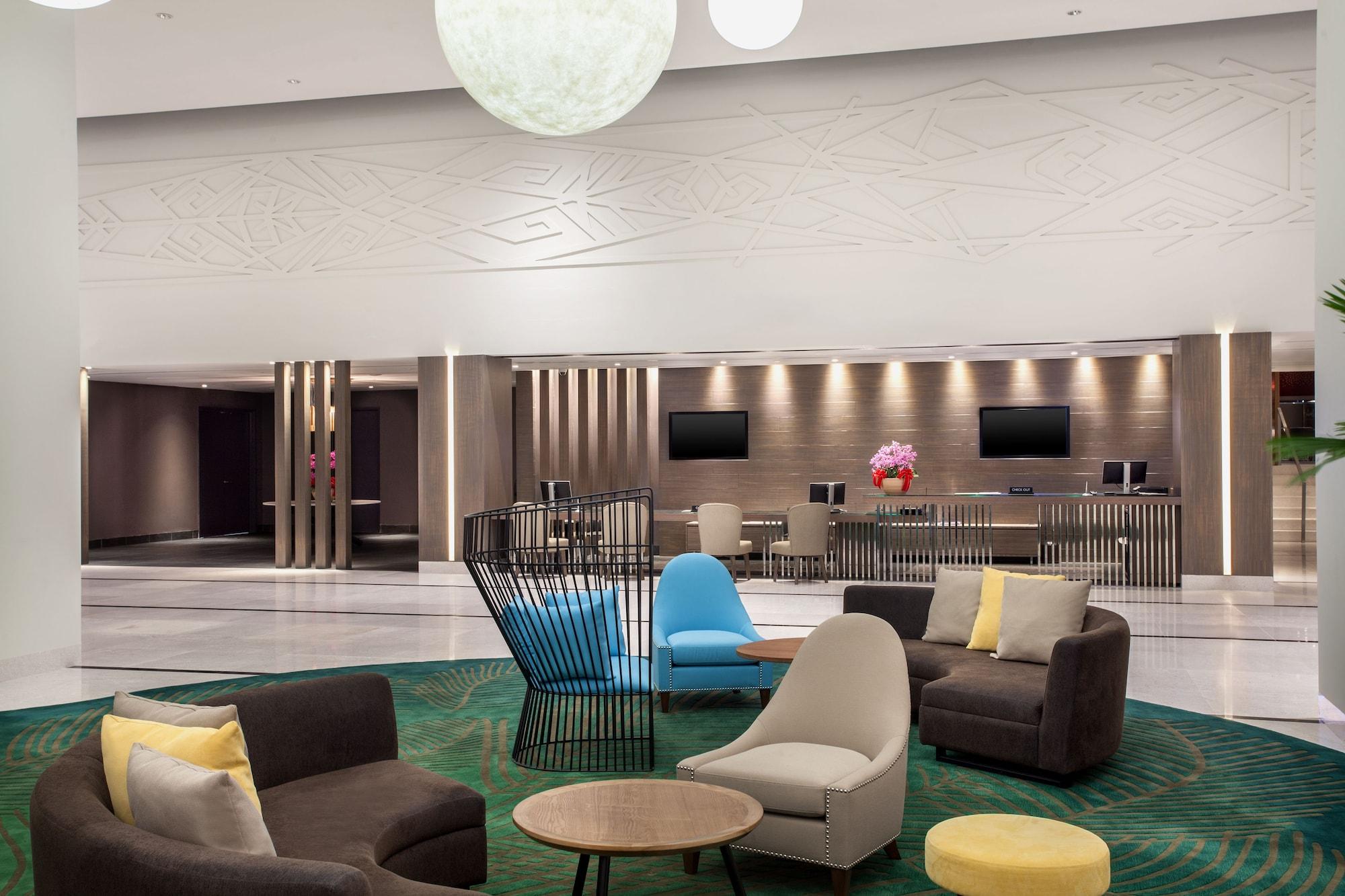 Vista Lobby Pullman Miri Waterfront