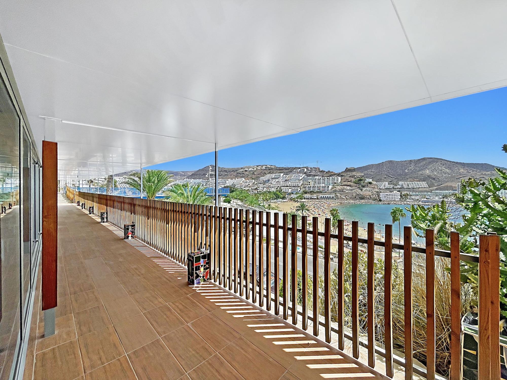 Varios Punta del Rey - Adults Only