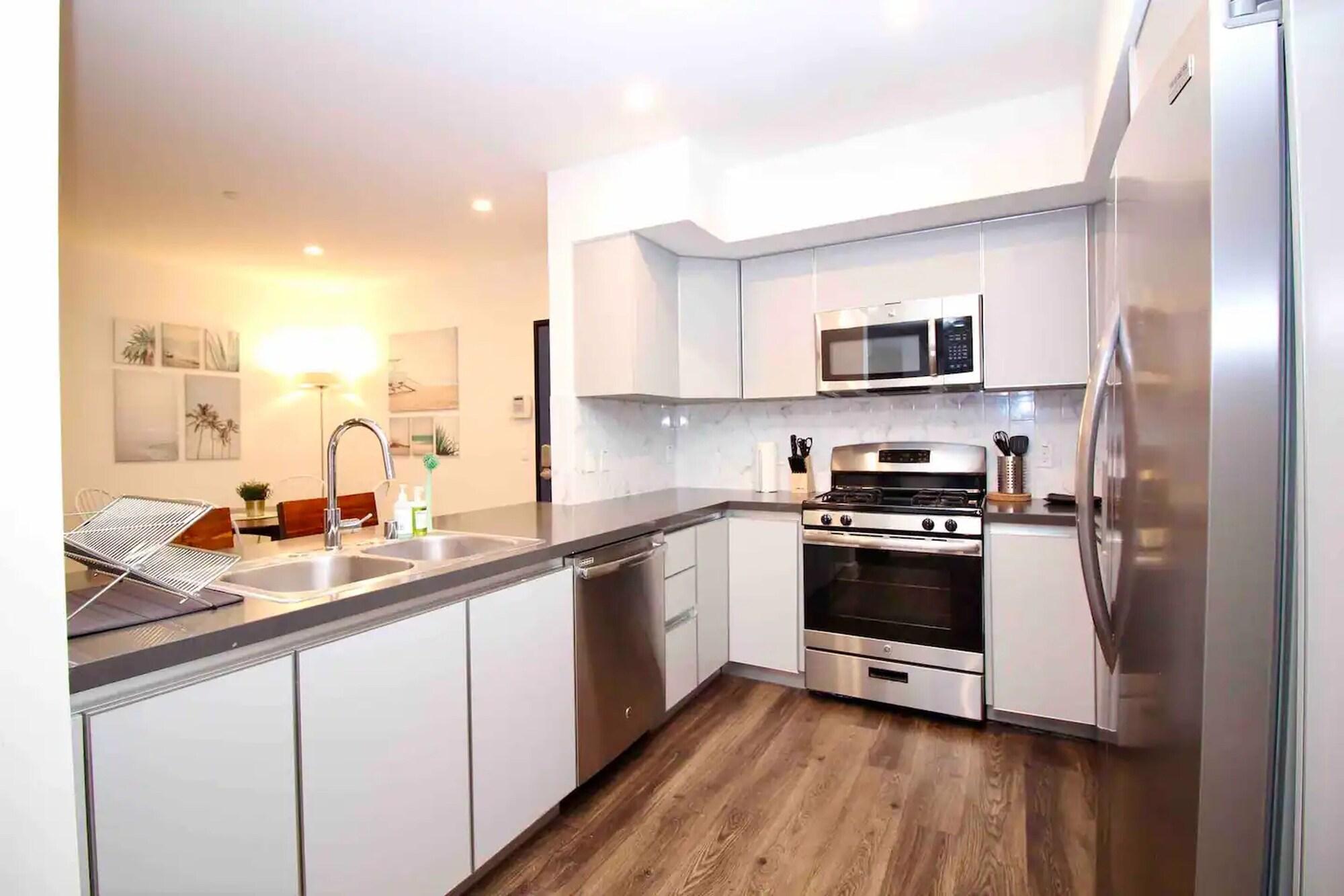 Equipamiento de Habitación Los Angeles Deluxe Suites - 2 Bedrooms & 2 Bathrooms