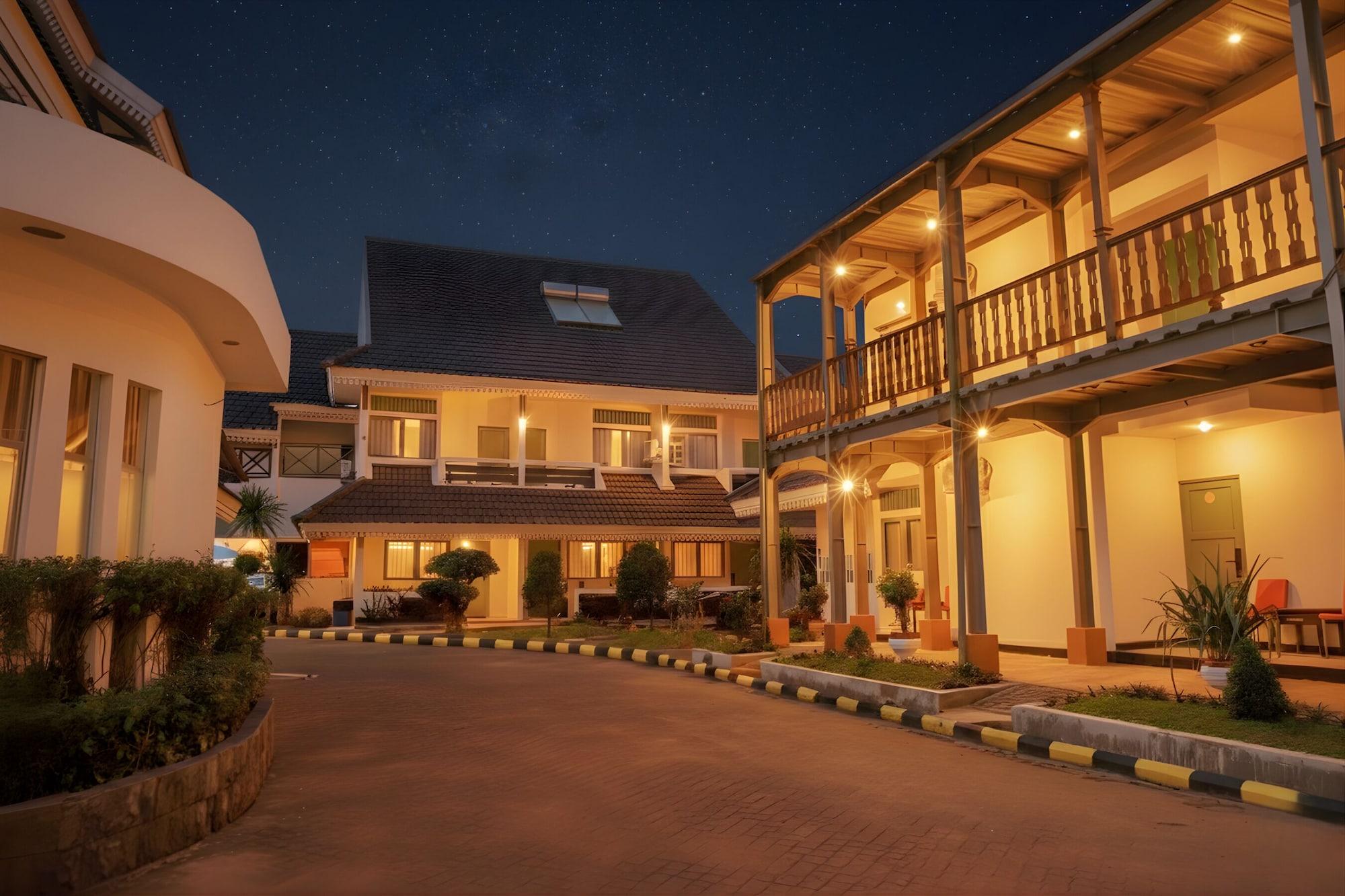 Vista Exterior Rumabatavi The Tavia