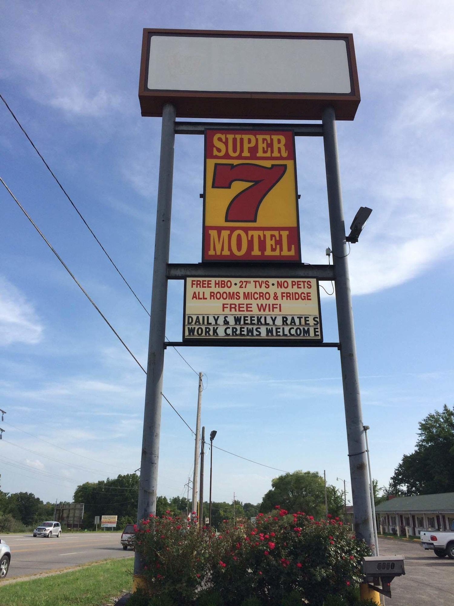 Vista Exterior Super 7 Motel Sedalia