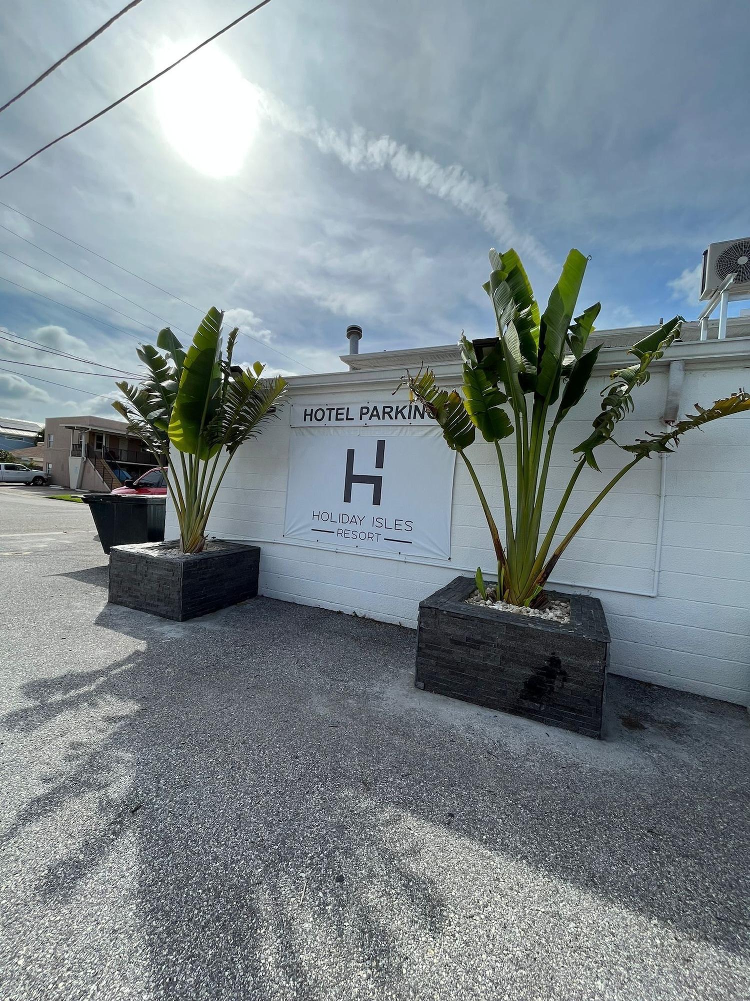 Vista Exterior Holiday Isles Resort