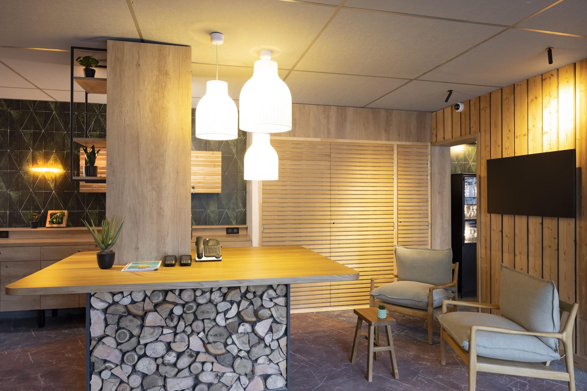 Vista Lobby Ibis Styles Les Houches Chamonix