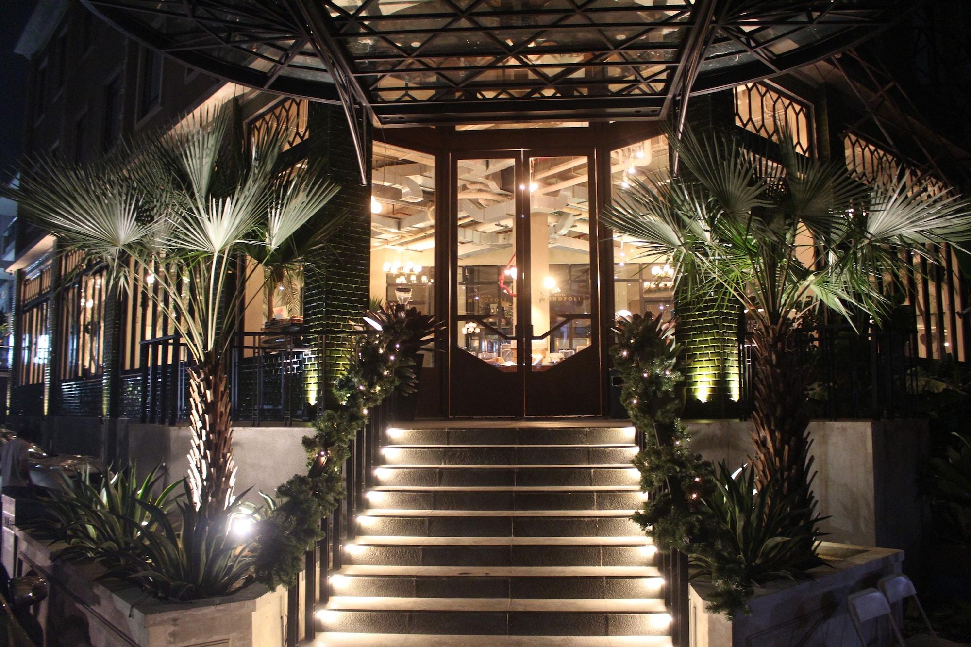 Vista Exterior Hotel Monopoli