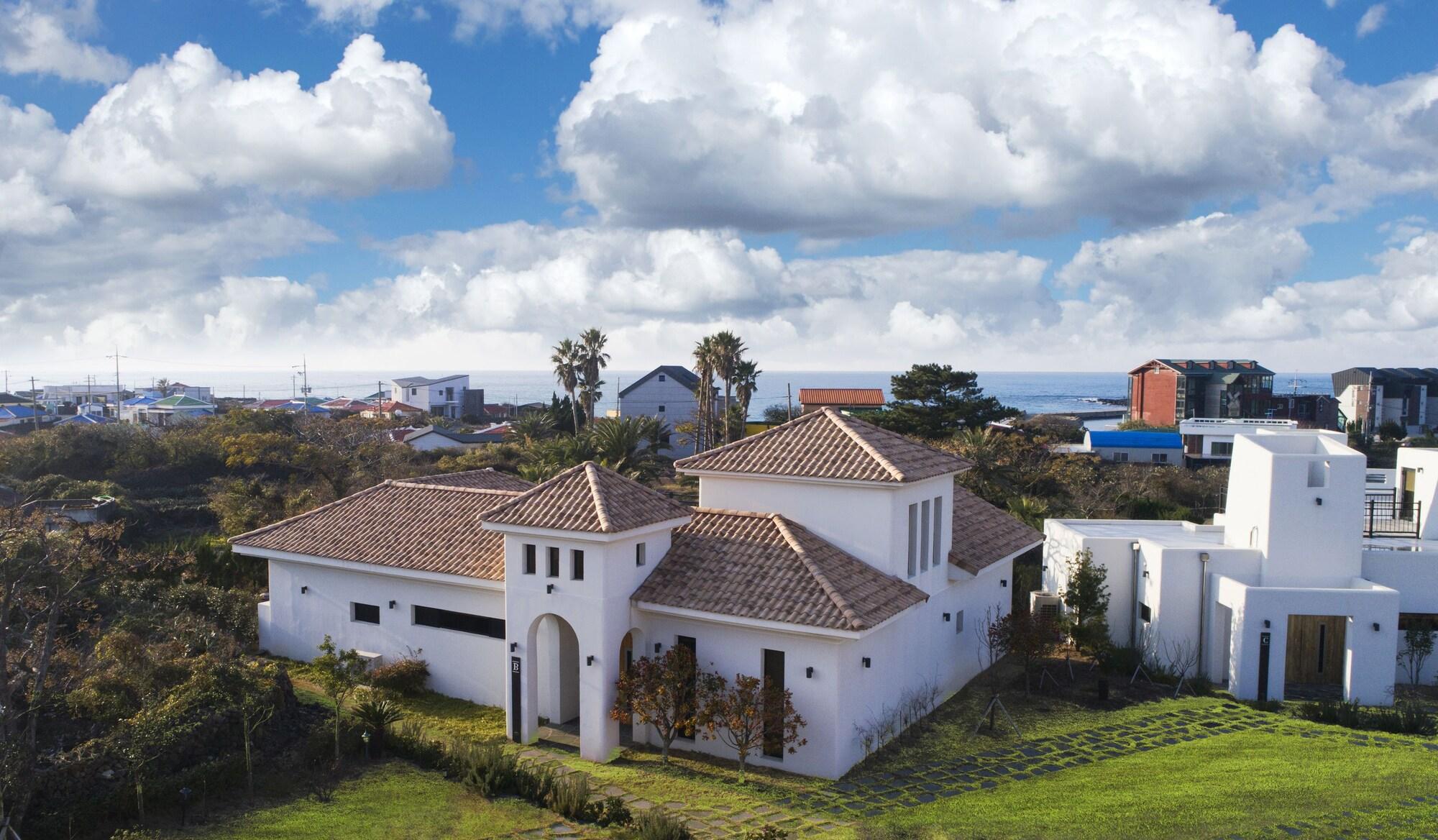 Vista Exterior Libentia Hotel & Pool Villa