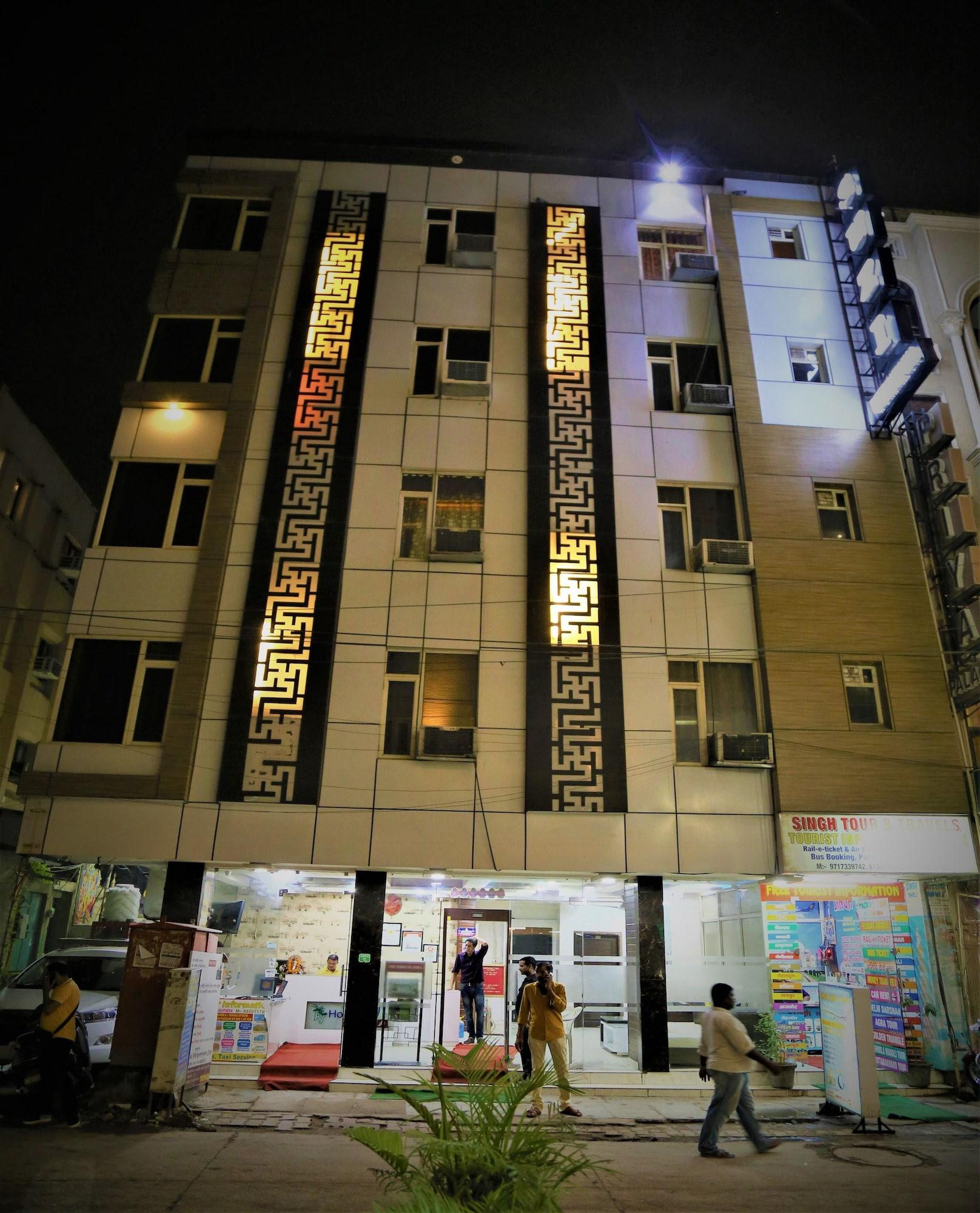 Vista Exterior Hotel Suzi International