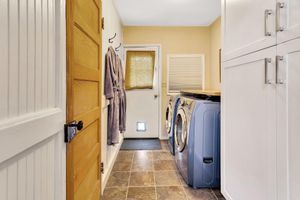 Alquiler Vacacional - UNDER THE OAKS-Hot Tub & Walk Downtown